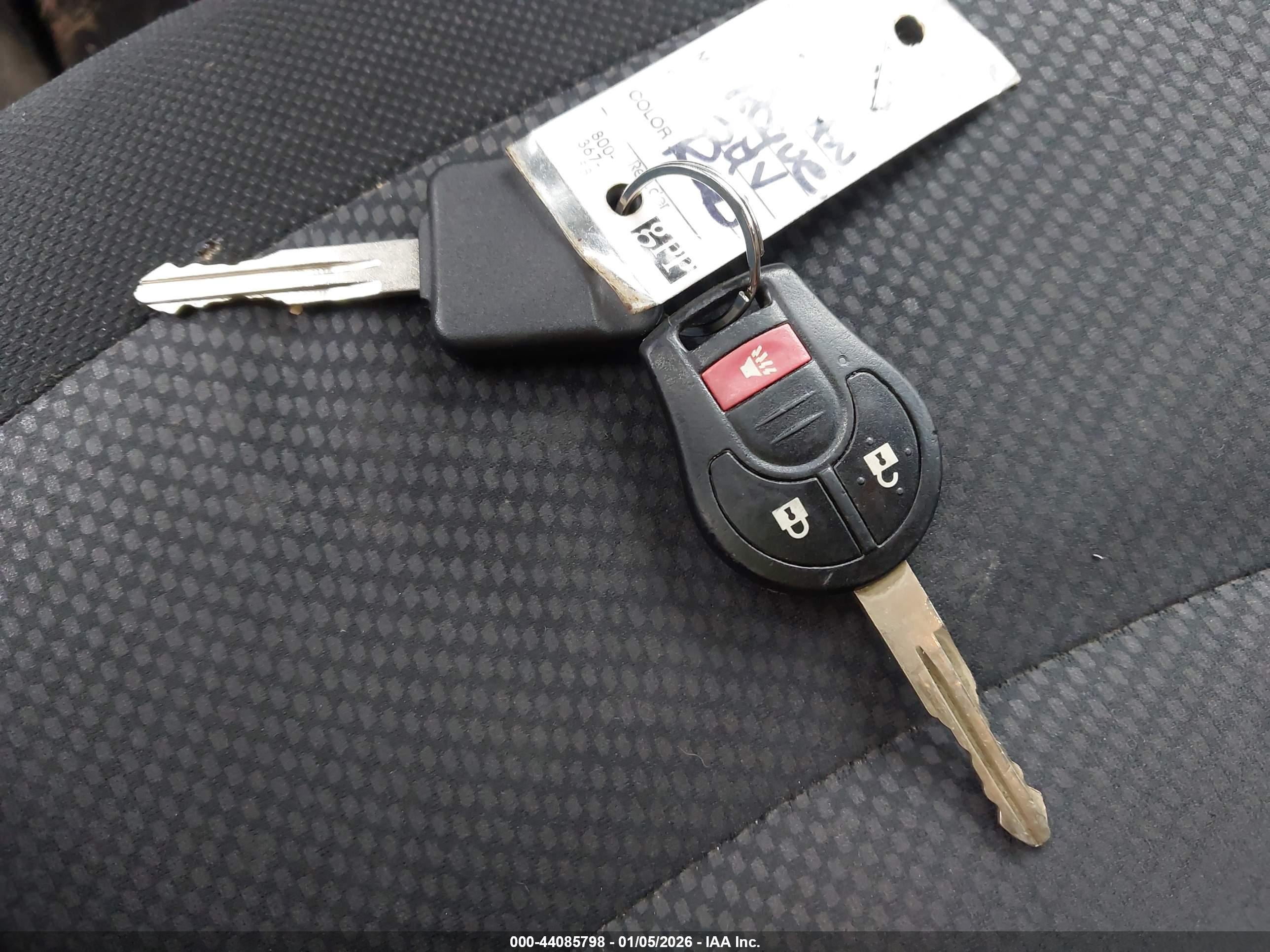 NISSAN ROGUE image 11