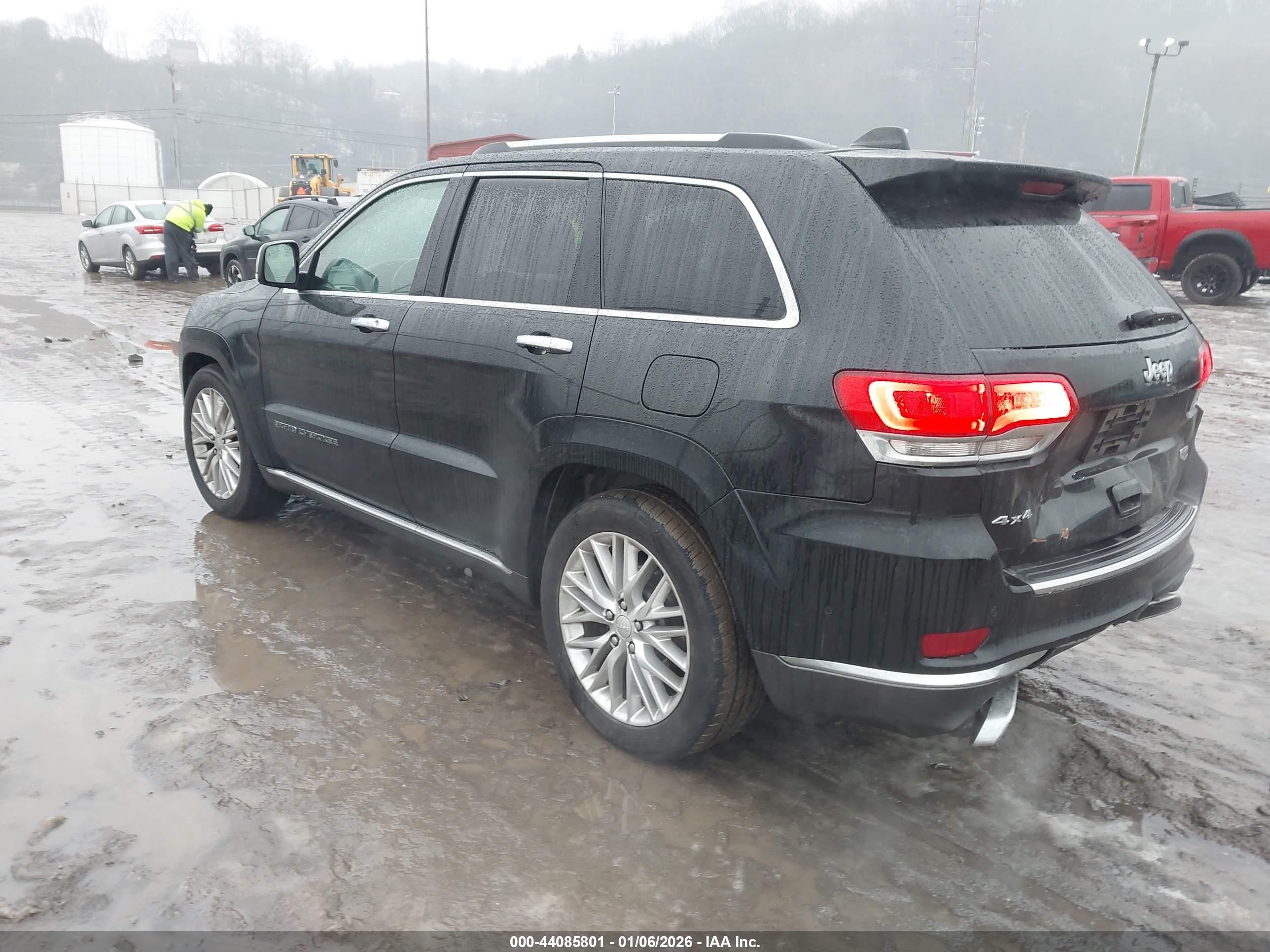 JEEP GRAND image 3
