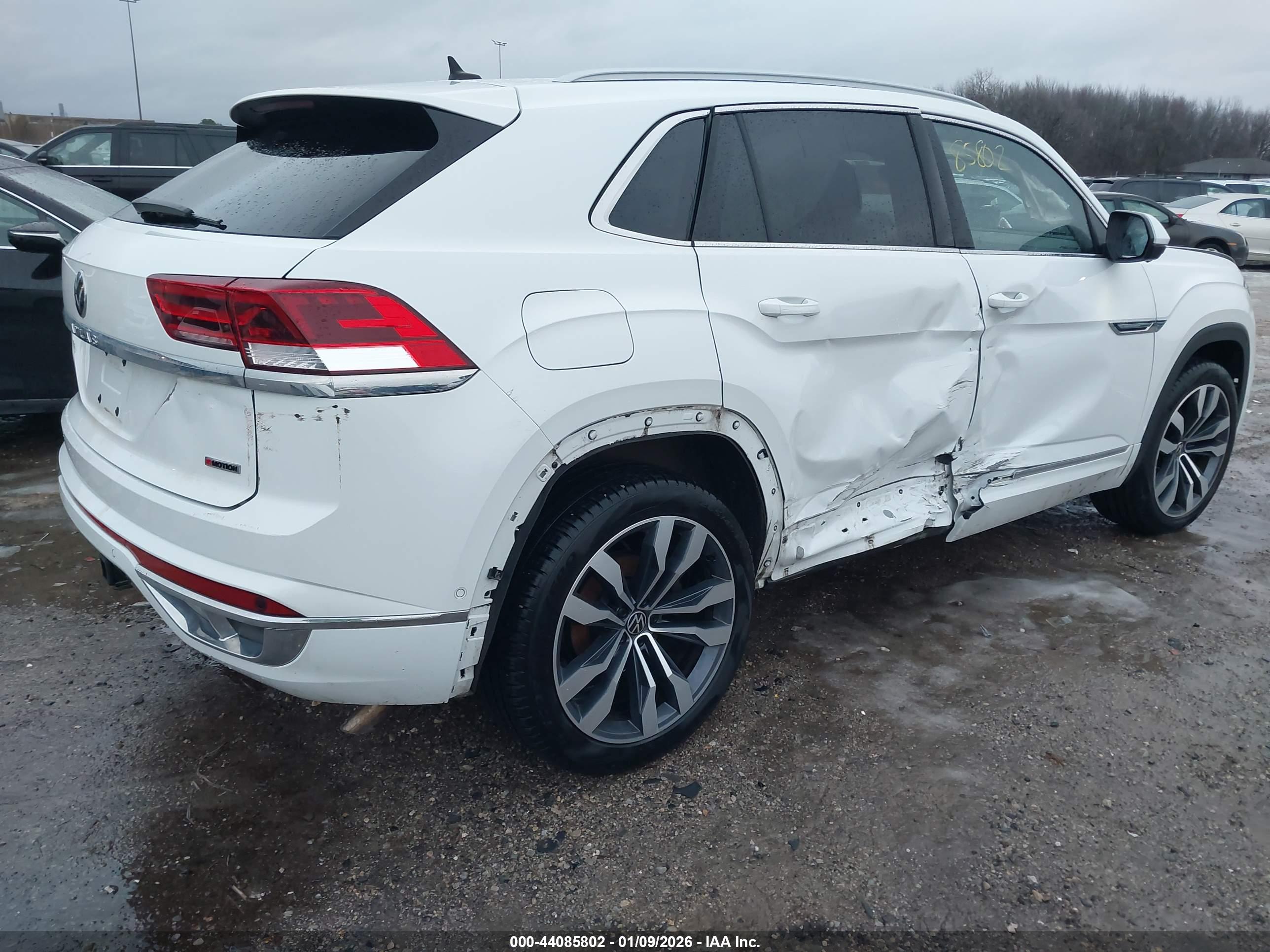 VOLKSWAGEN ATLAS image 4