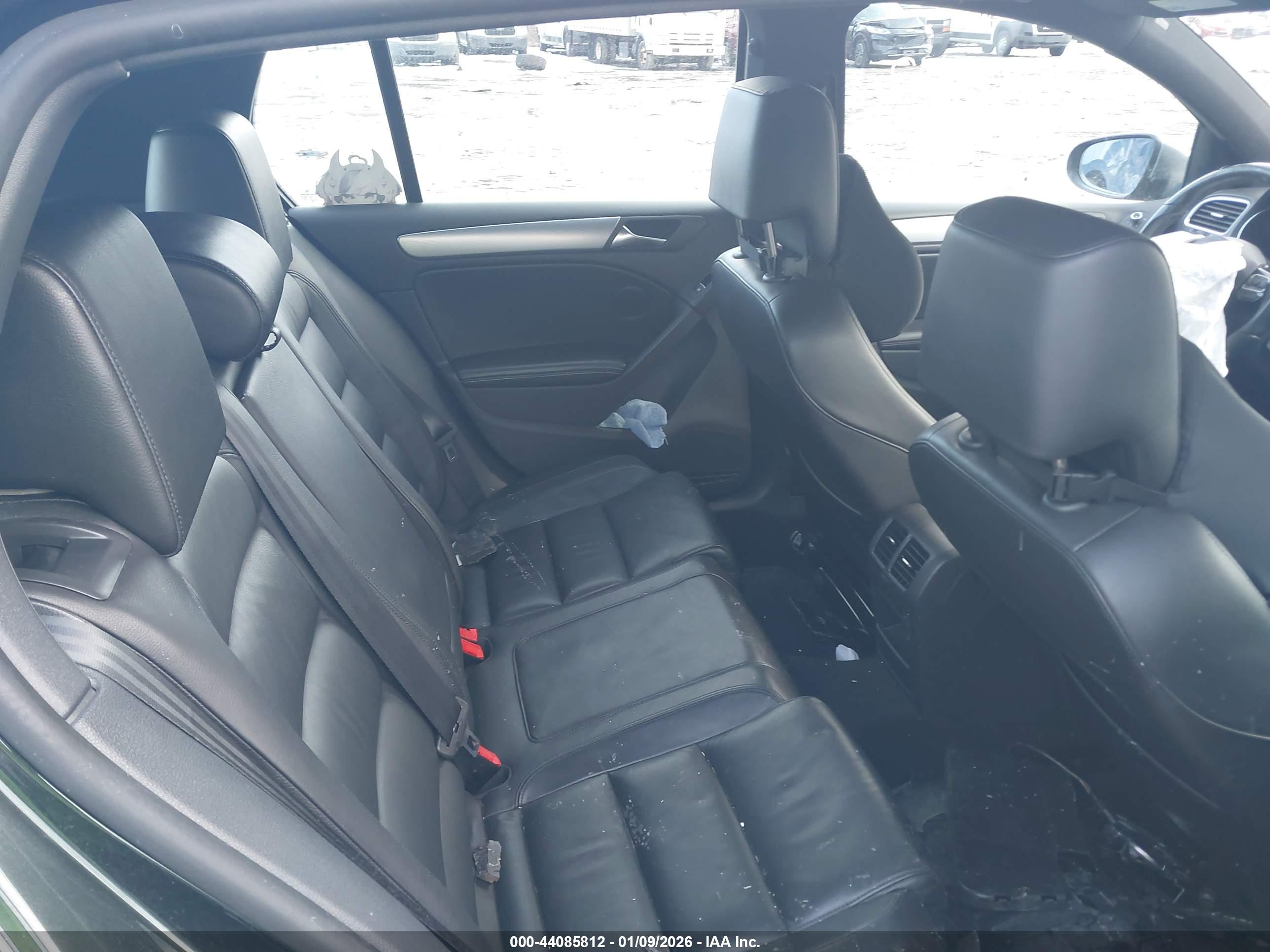 VOLKSWAGEN GOLF image 8