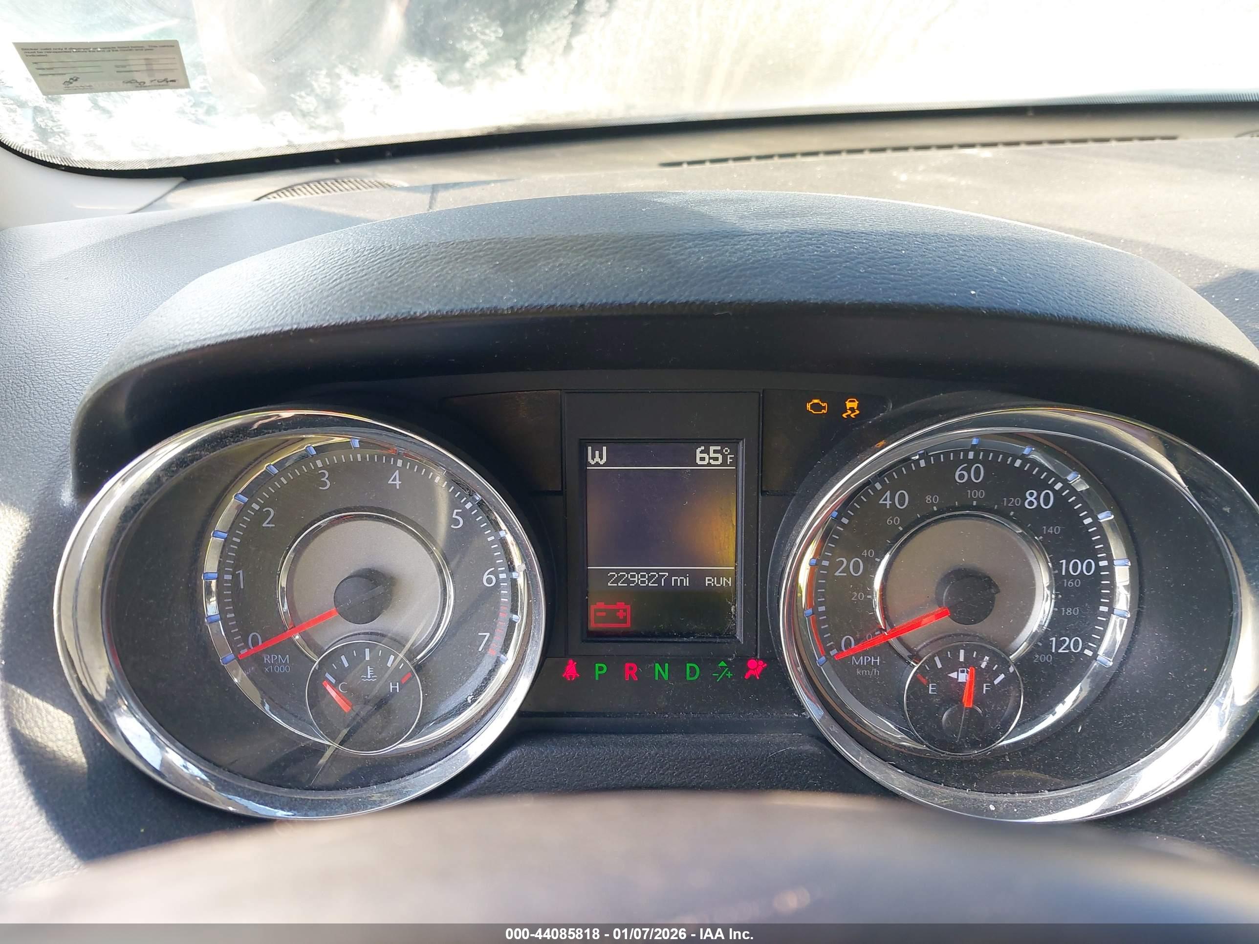 CHRYSLER TOWN image 7