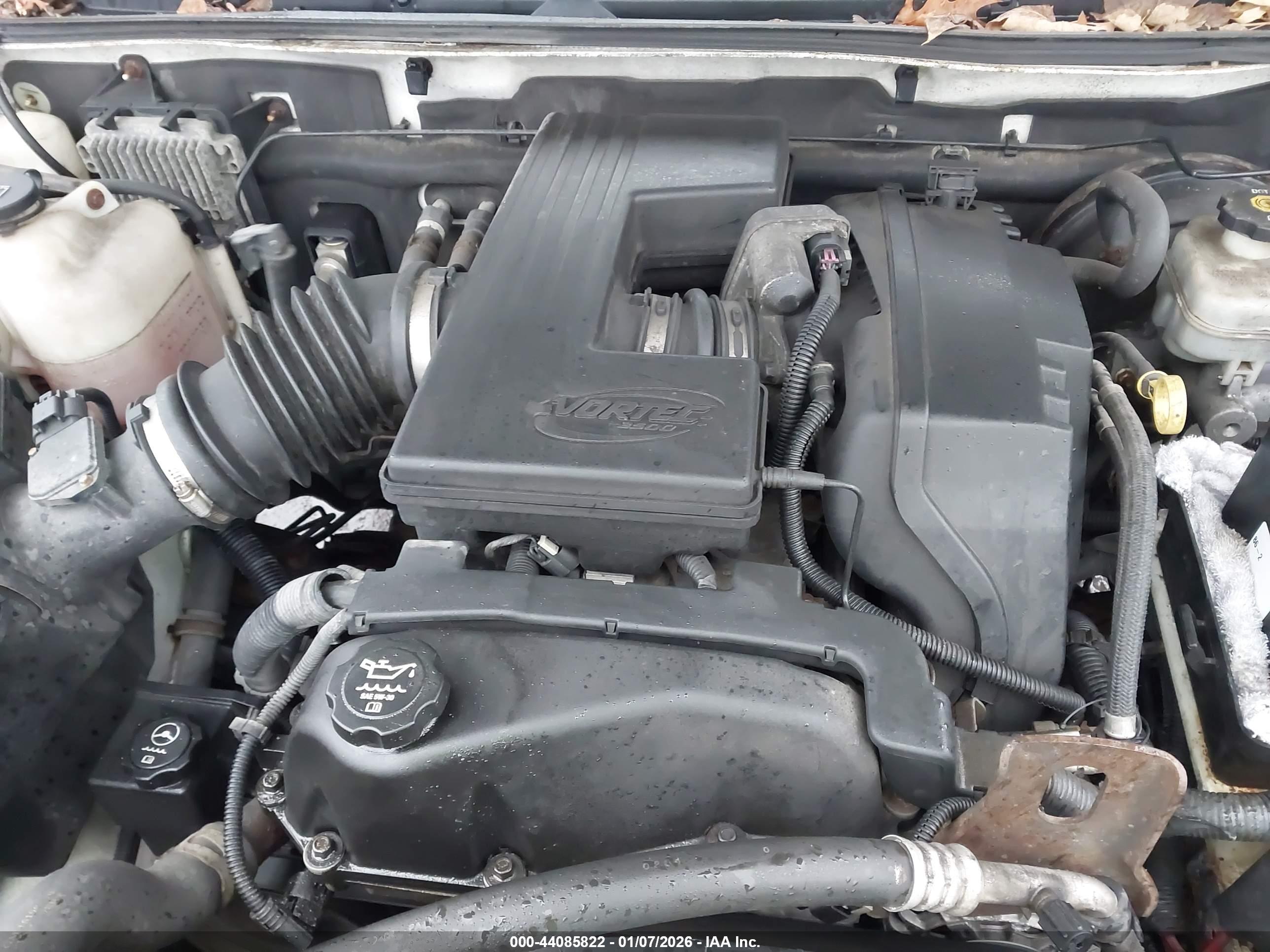 CHEVROLET COLORADO image 10