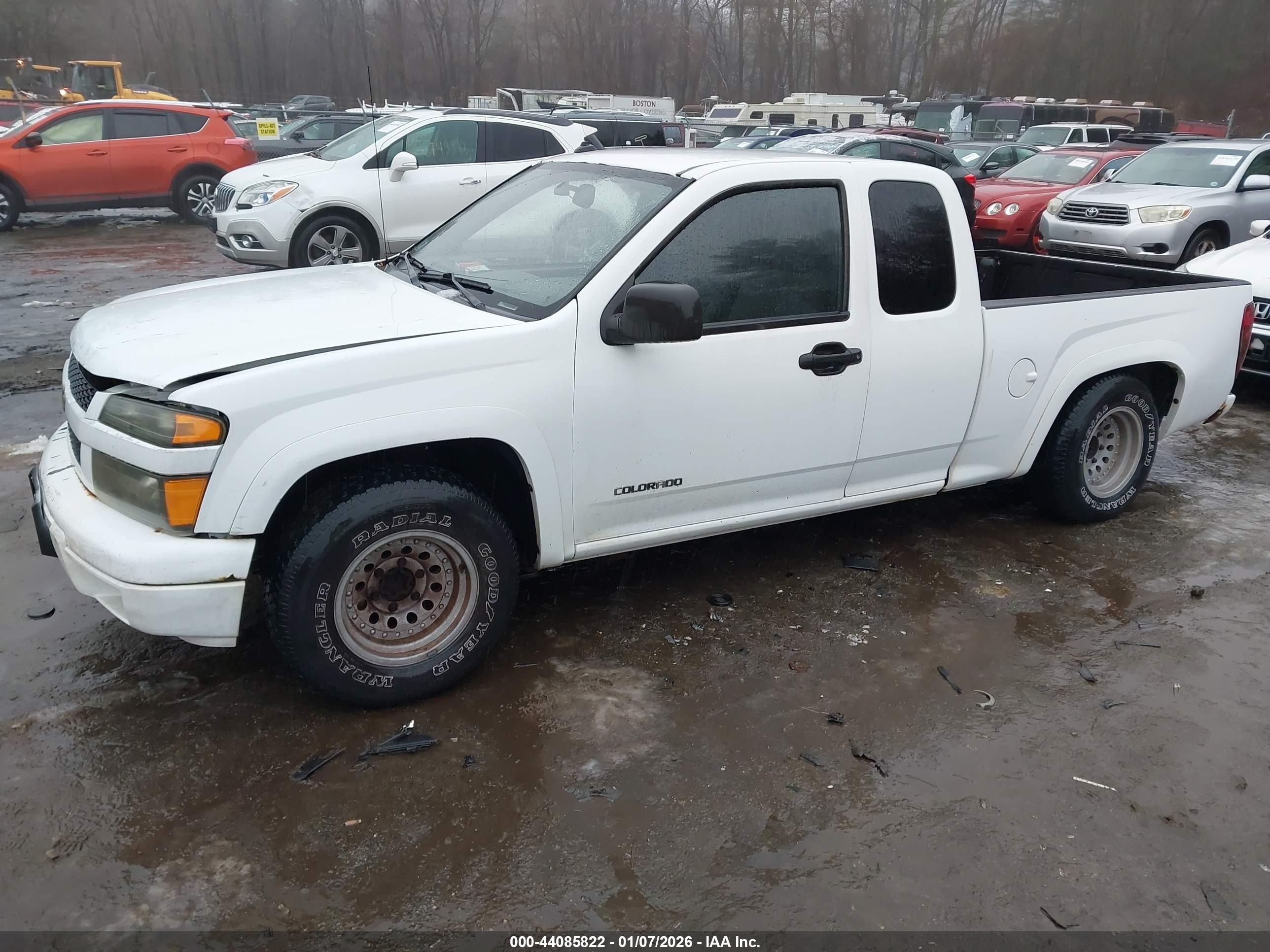 CHEVROLET COLORADO image 2