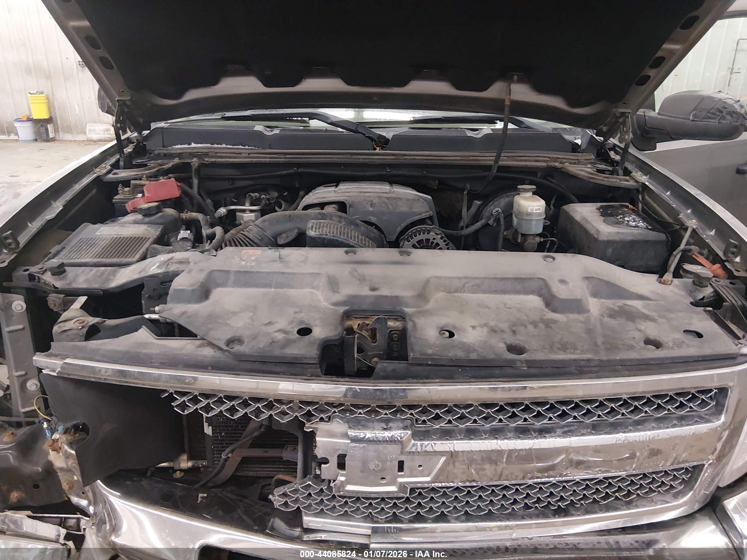CHEVROLET SILVERADO image 10