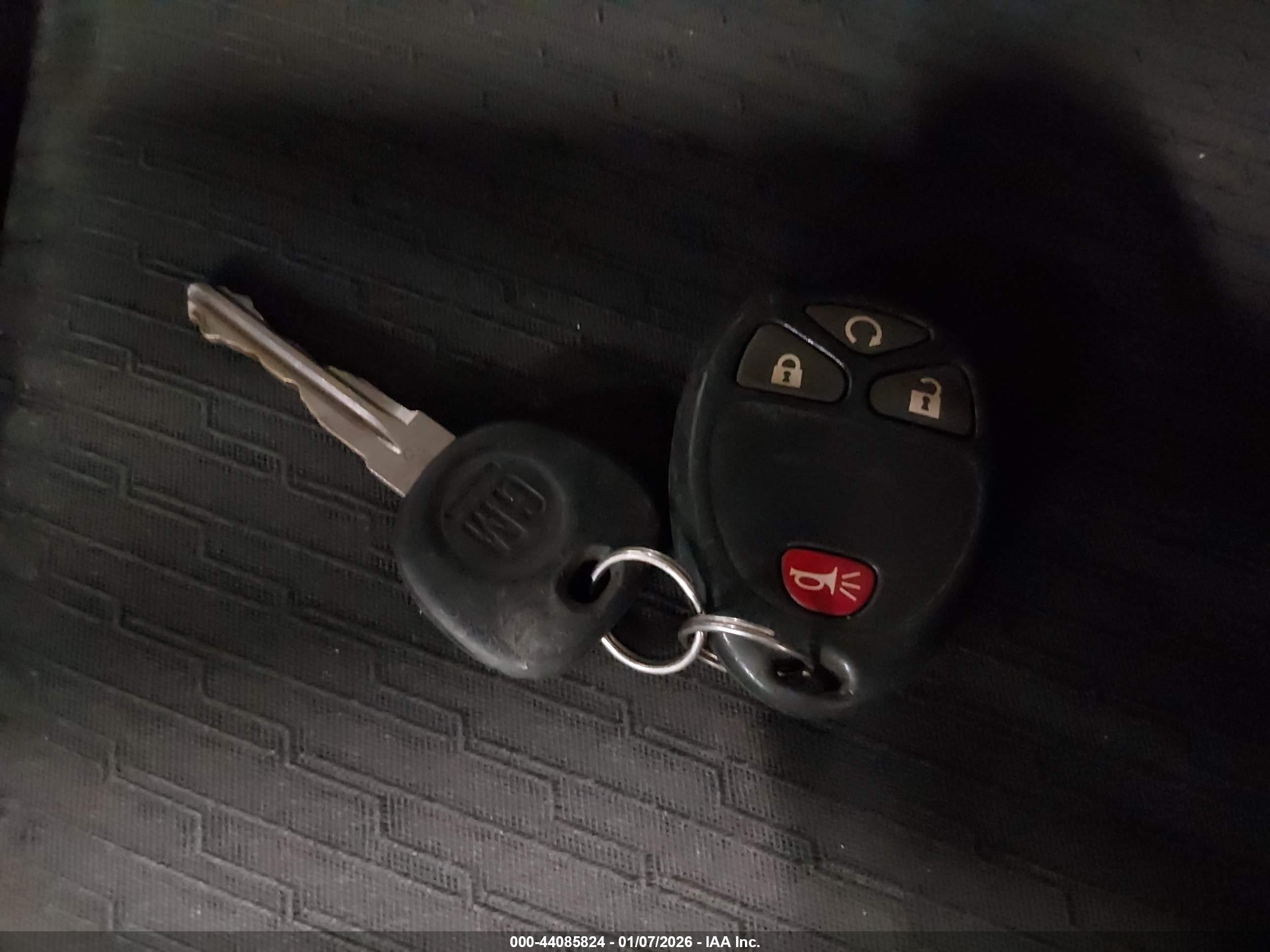 CHEVROLET SILVERADO image 11