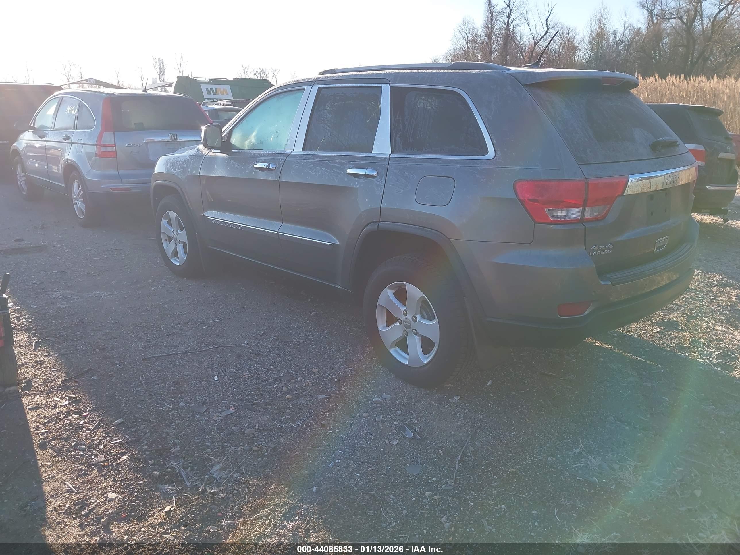 JEEP GRAND image 3