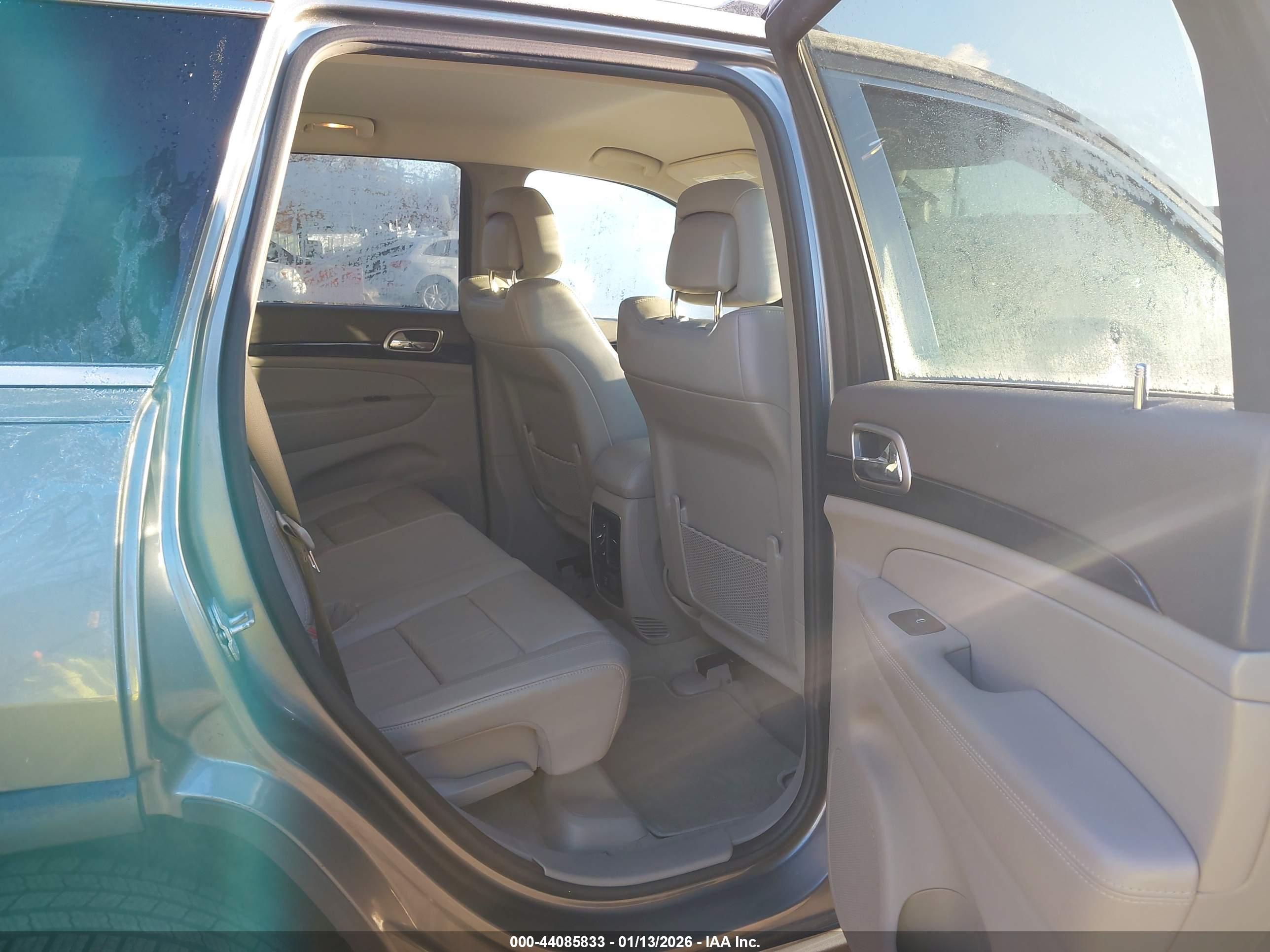 JEEP GRAND image 8