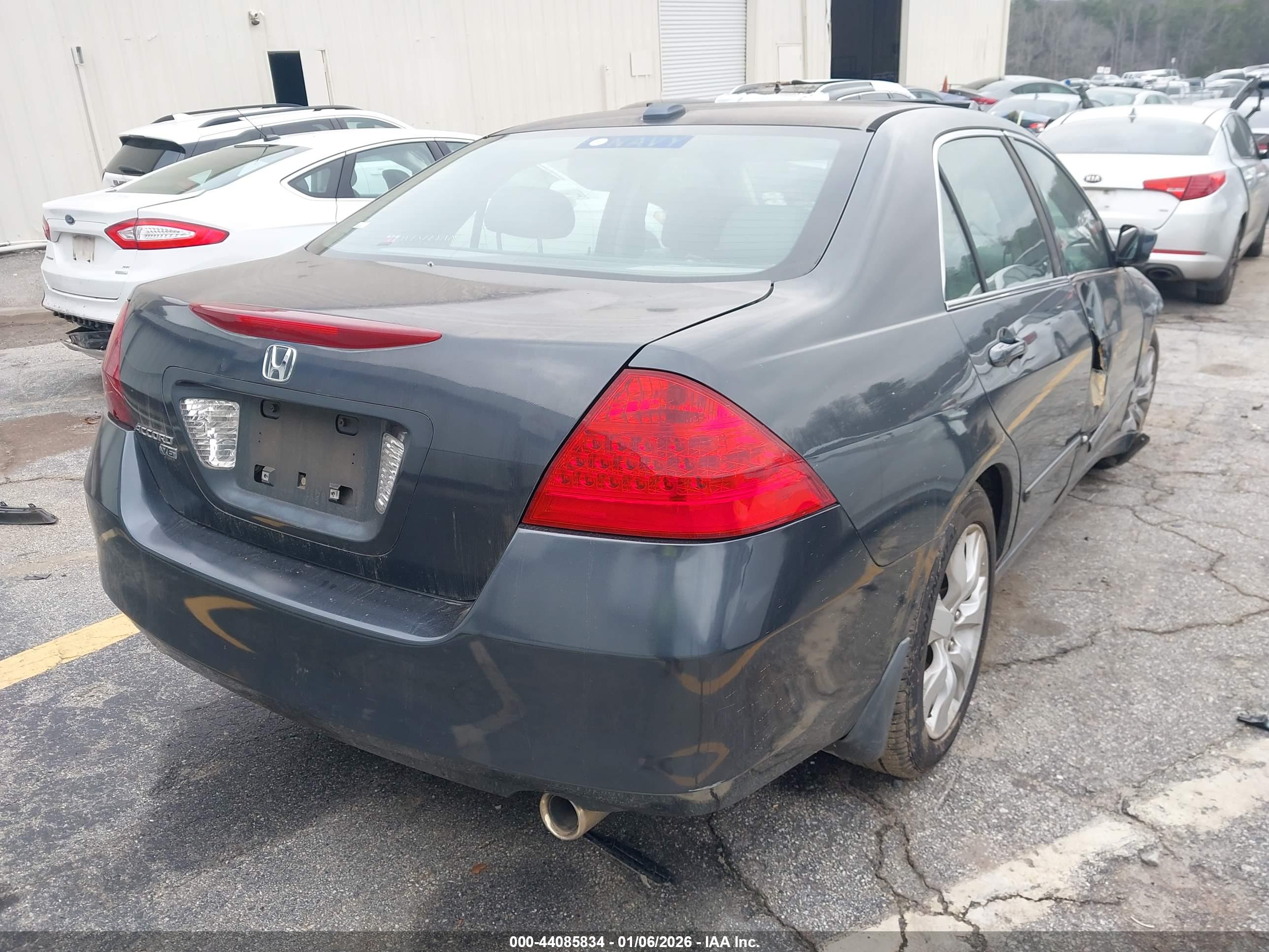 HONDA ACCORD image 4