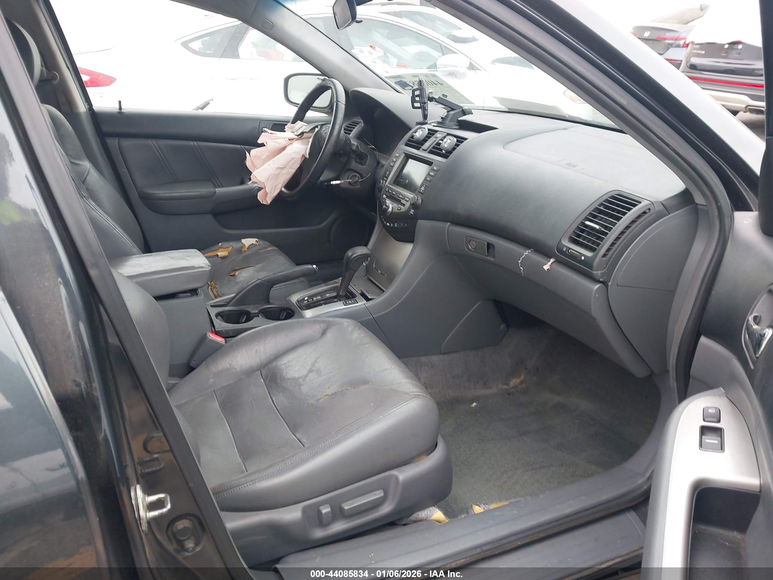HONDA ACCORD image 5