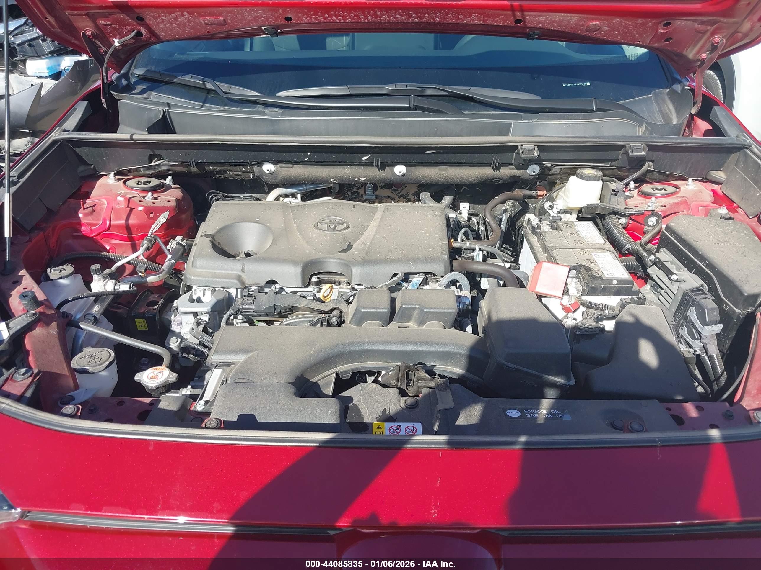 TOYOTA RAV4 image 10