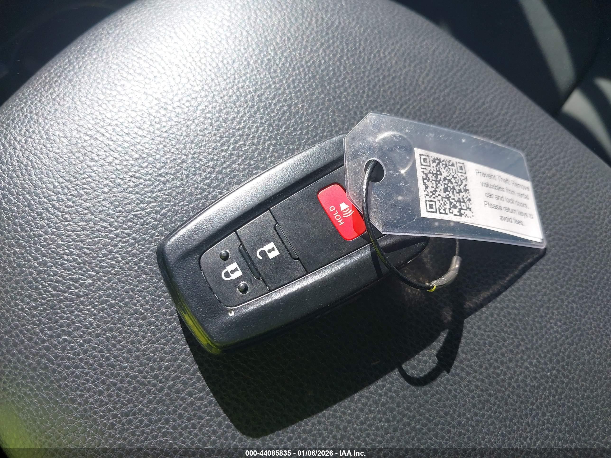 TOYOTA RAV4 image 11