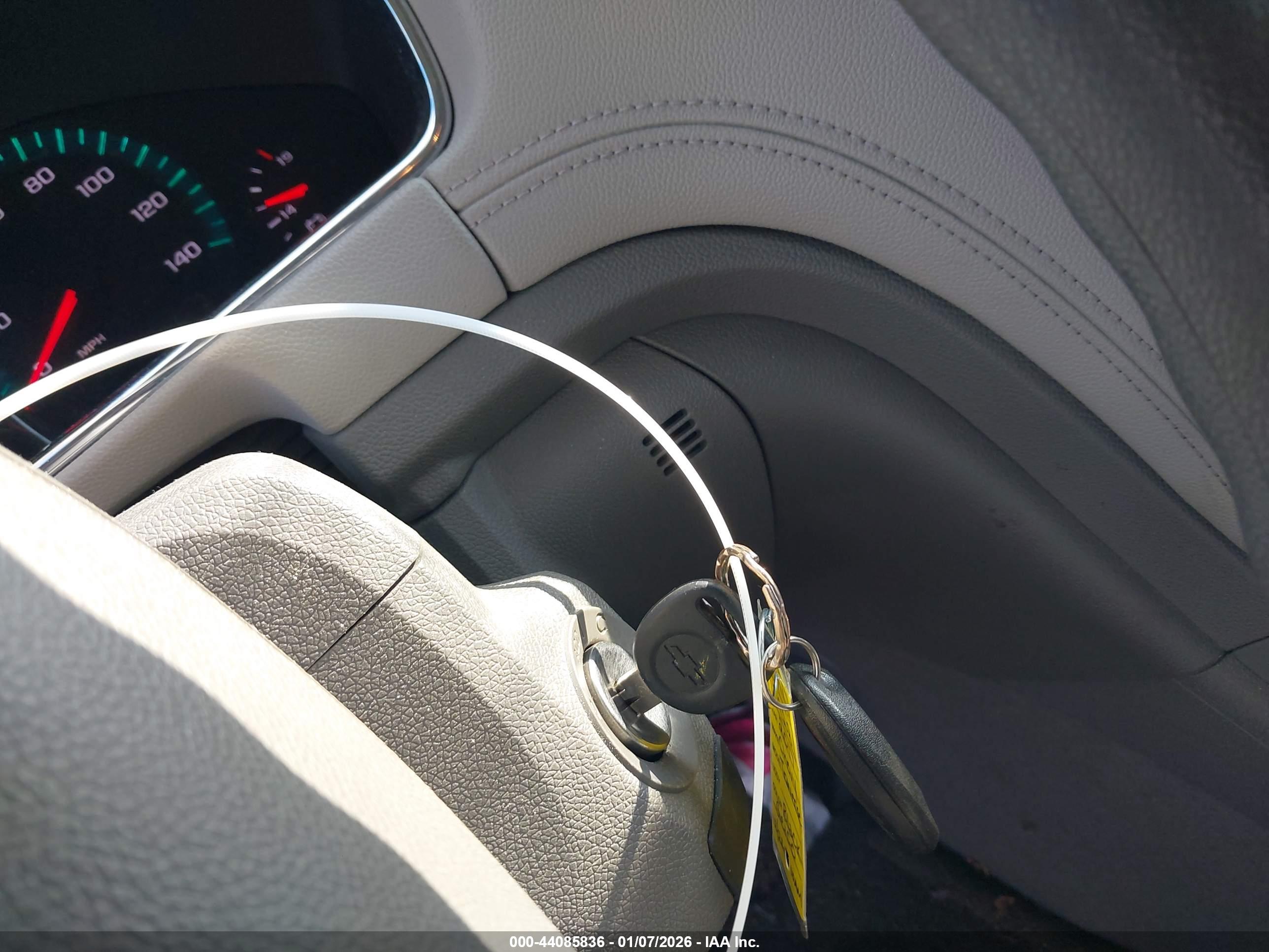 CHEVROLET TRAVERSE image 11