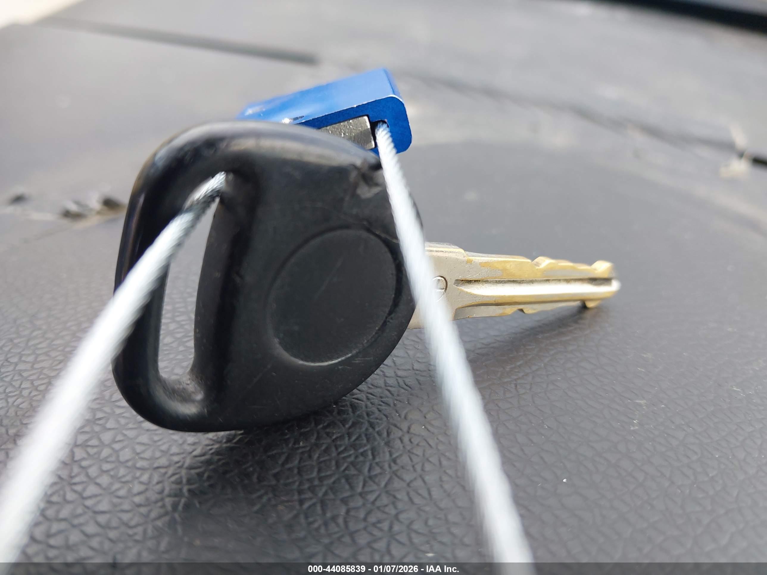 GMC YUKON image 11