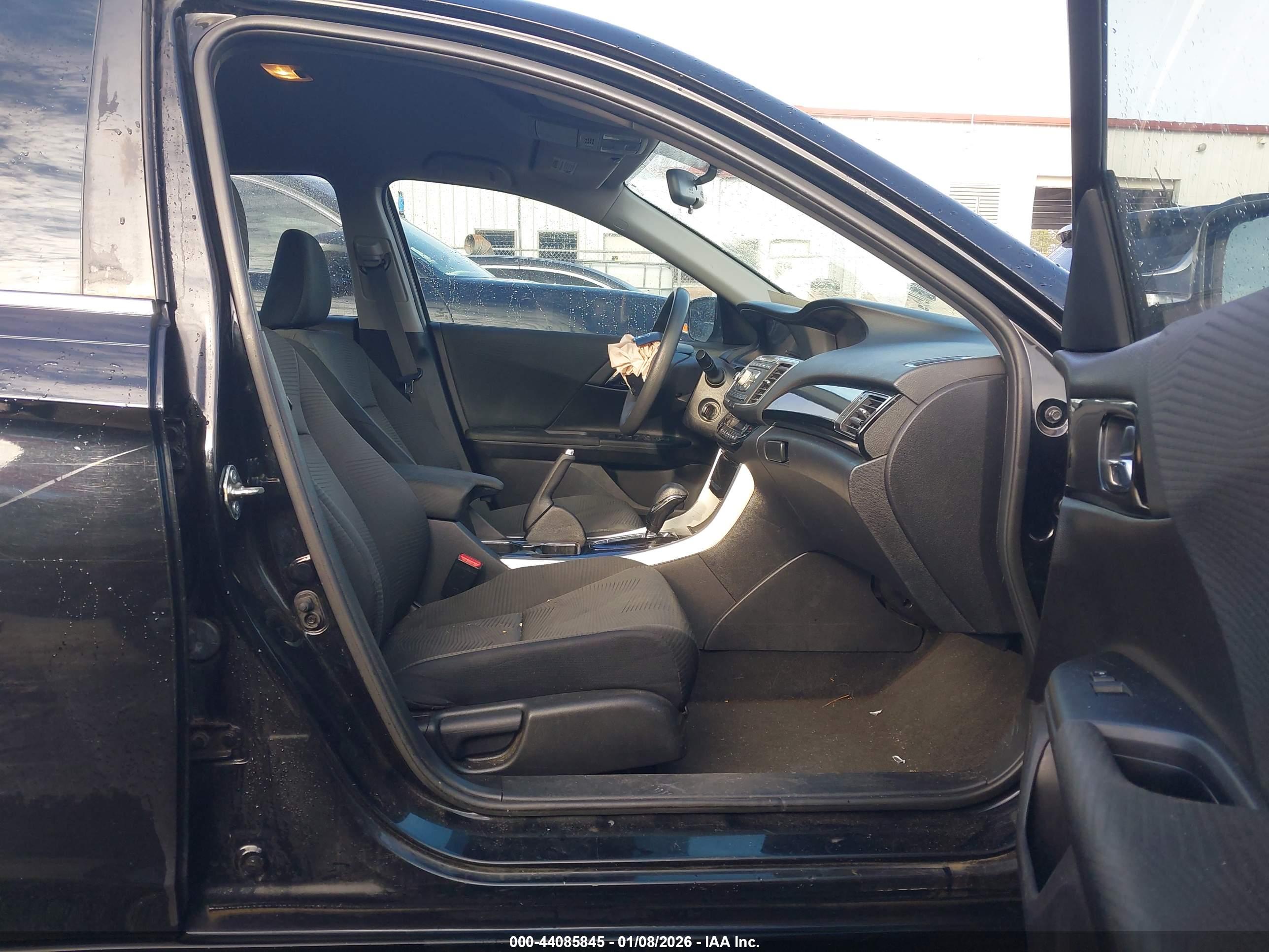 HONDA ACCORD image 5