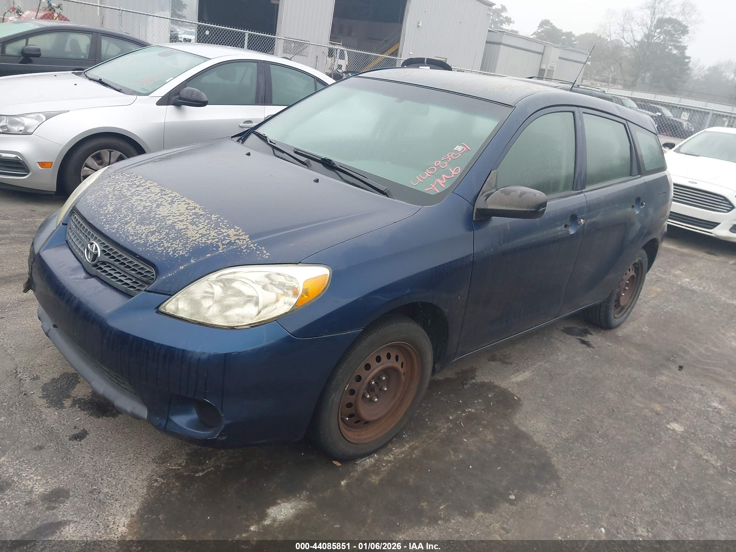 TOYOTA MATRIX image 2