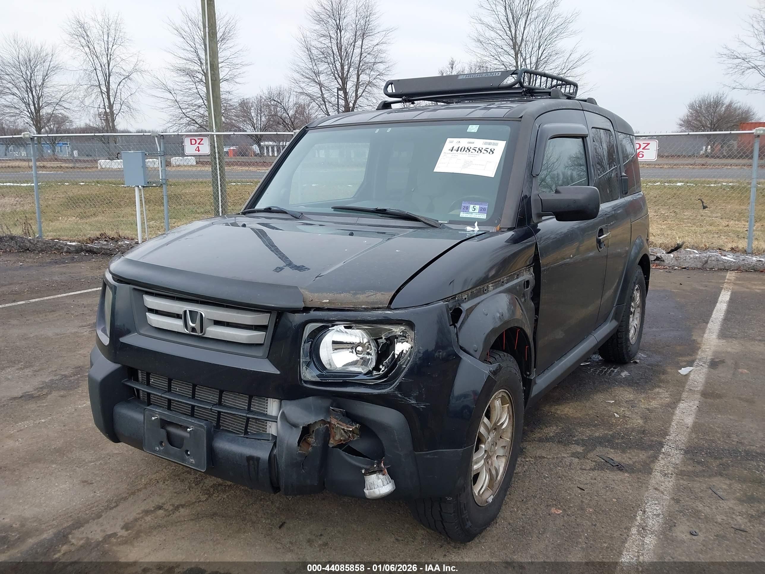 HONDA ELEMENT image 2