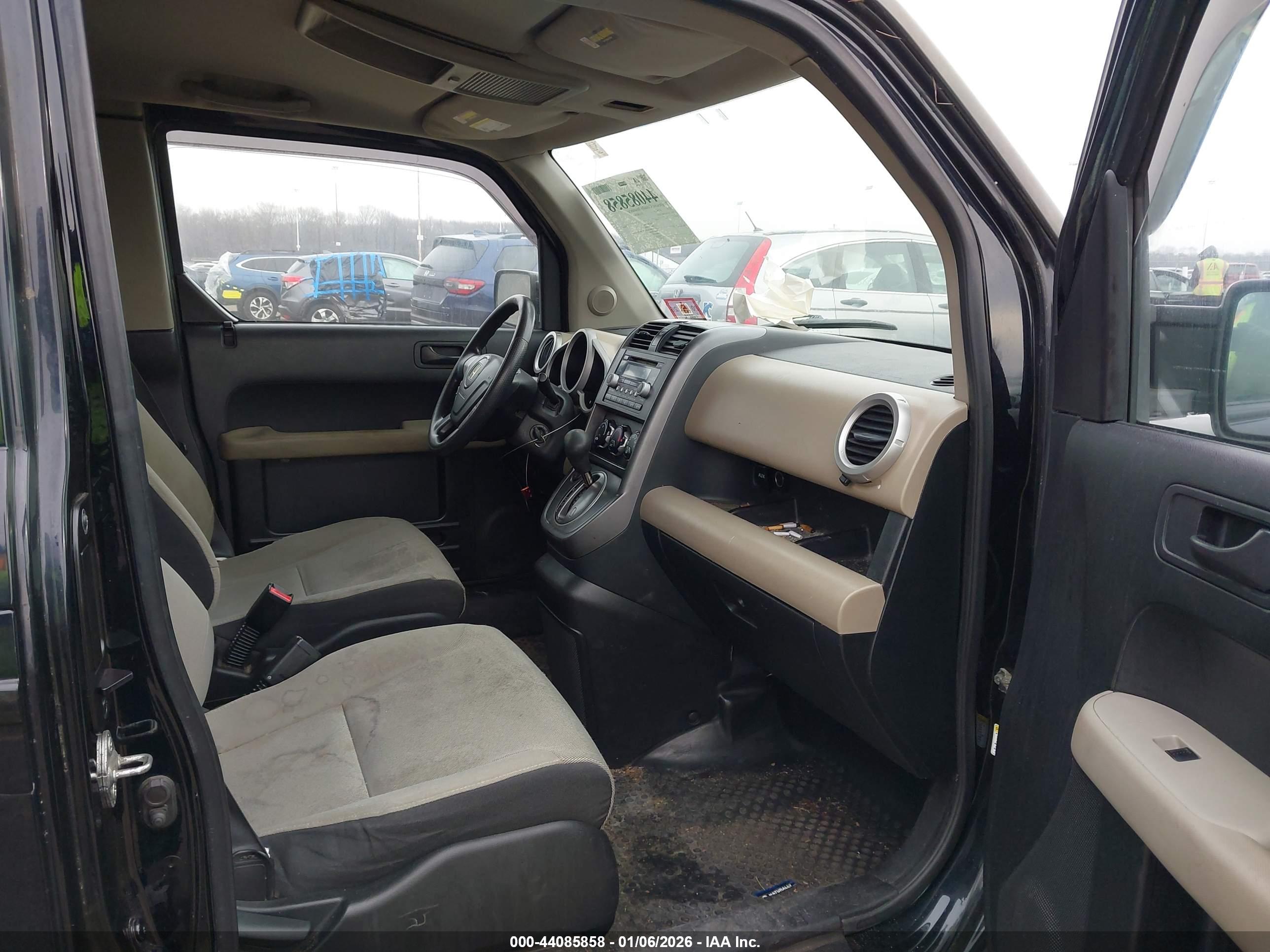 HONDA ELEMENT image 5