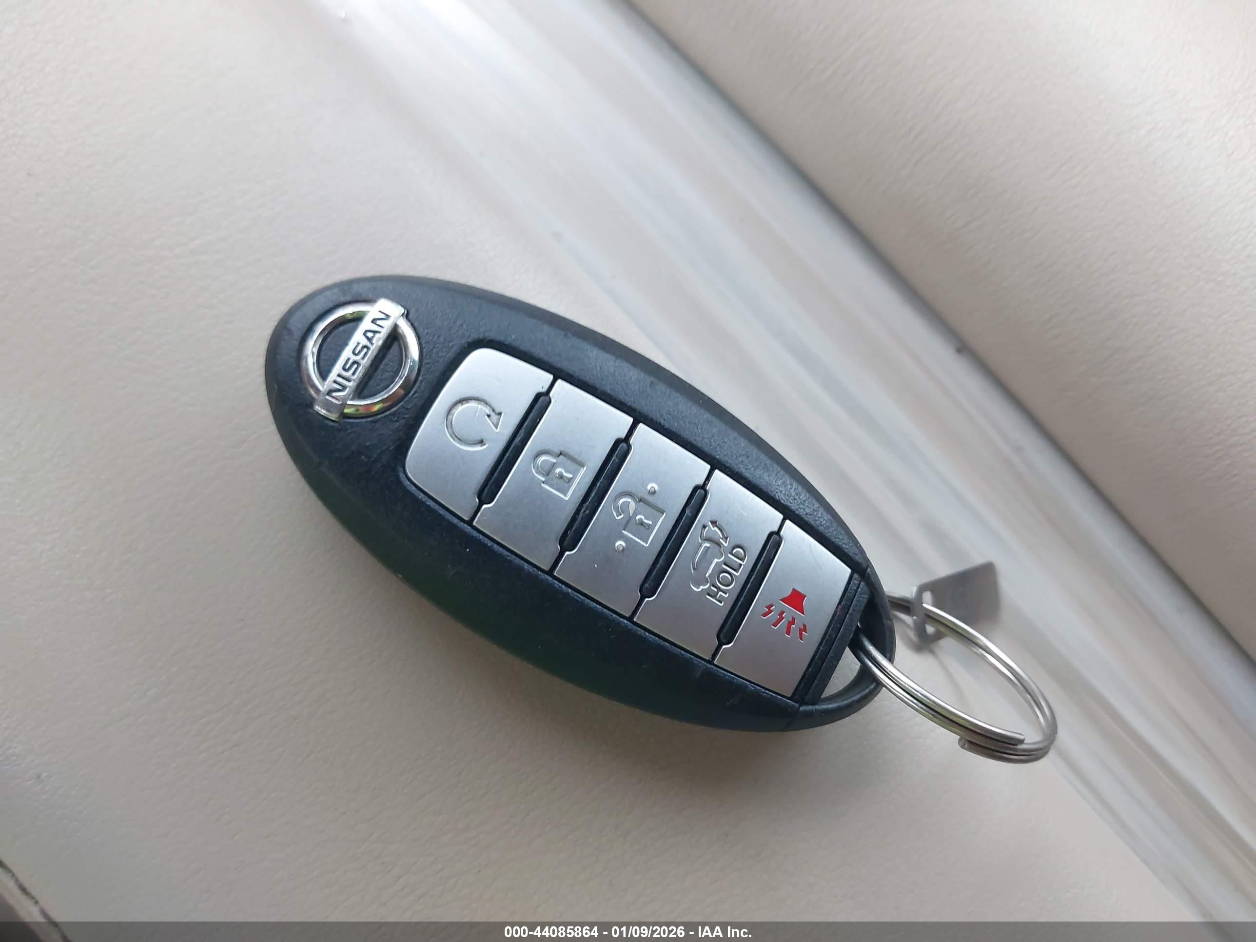 NISSAN MURANO image 11