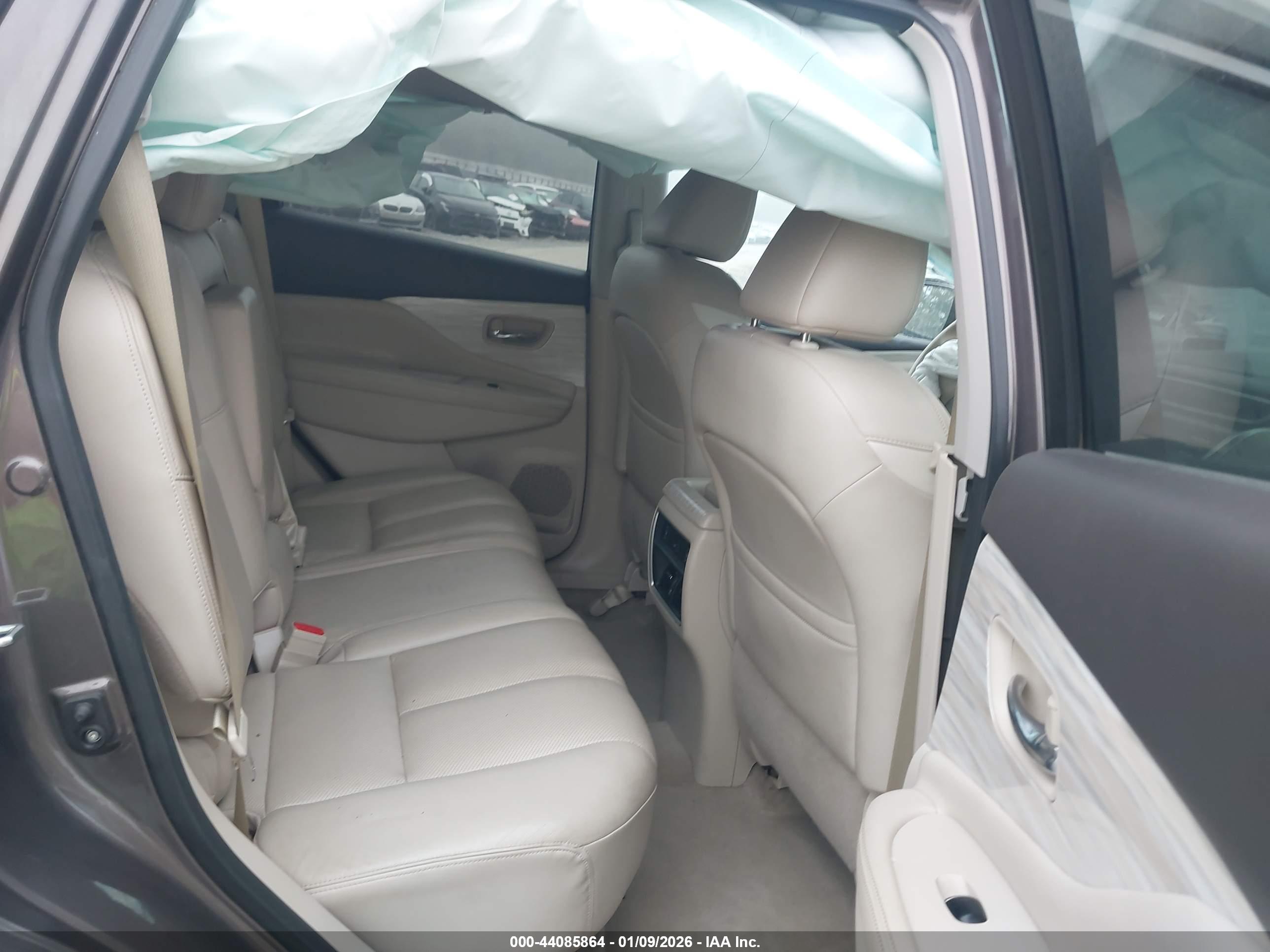NISSAN MURANO image 8