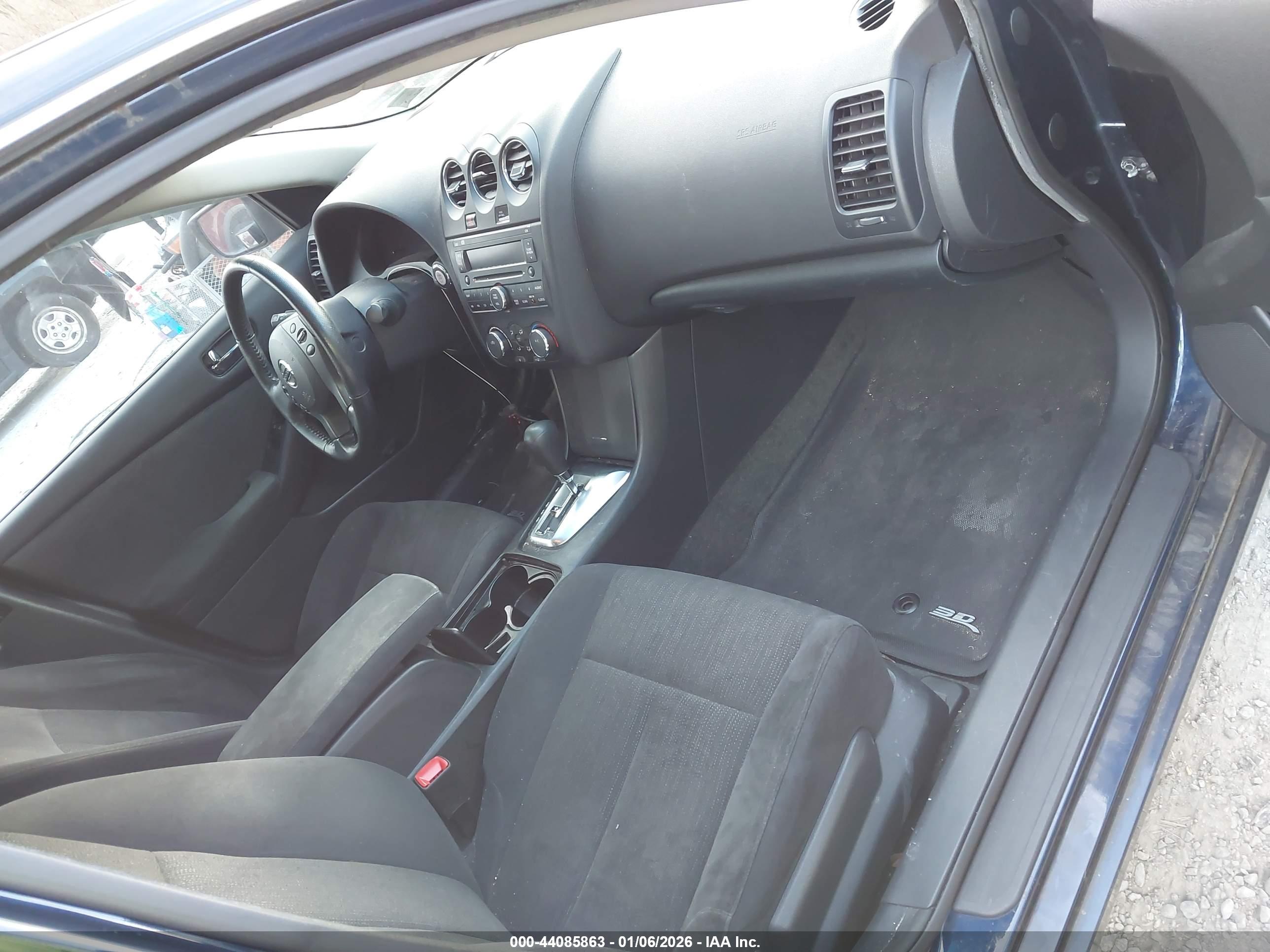 NISSAN ALTIMA image 5