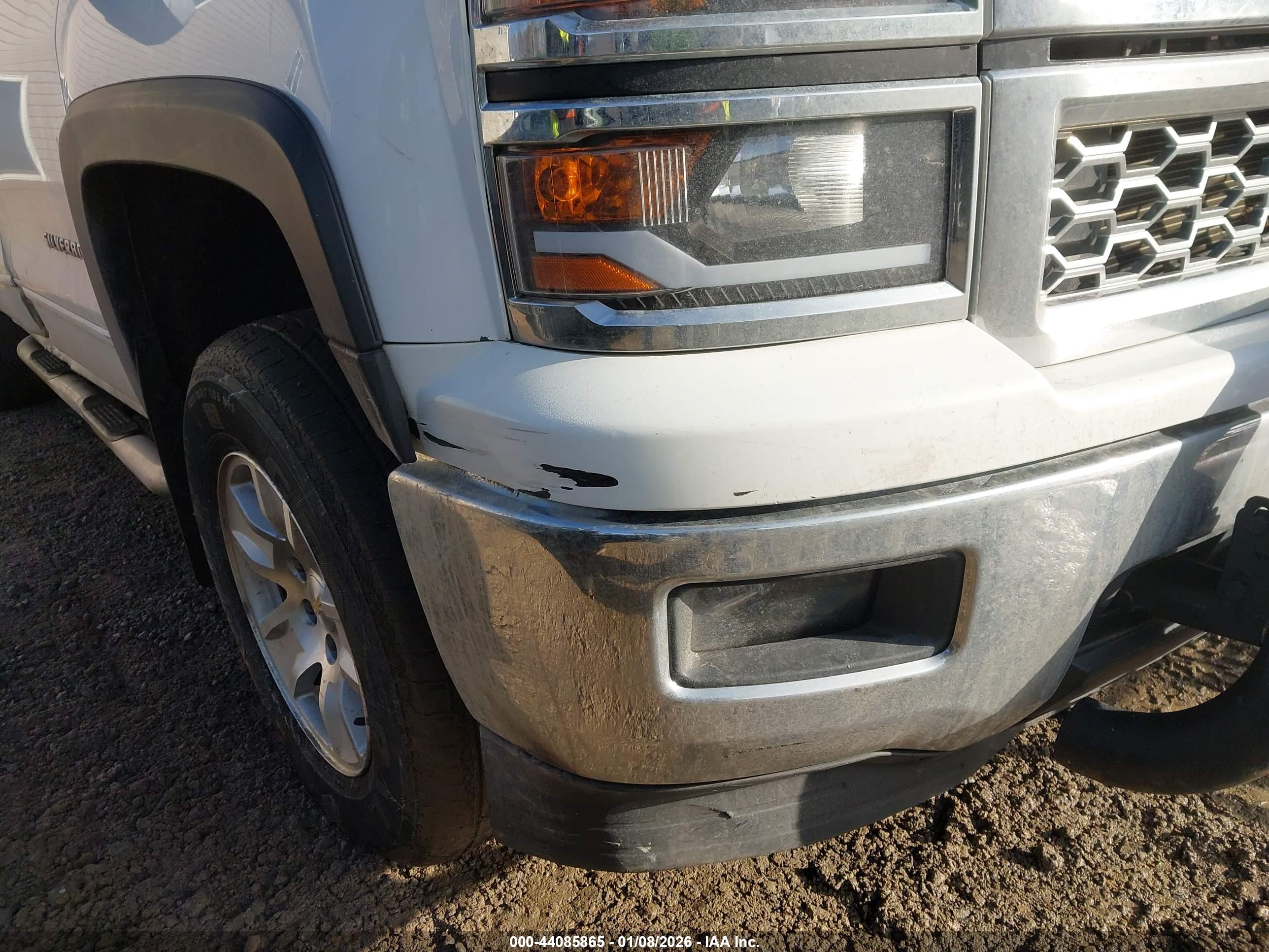 CHEVROLET SILVERADO image 6