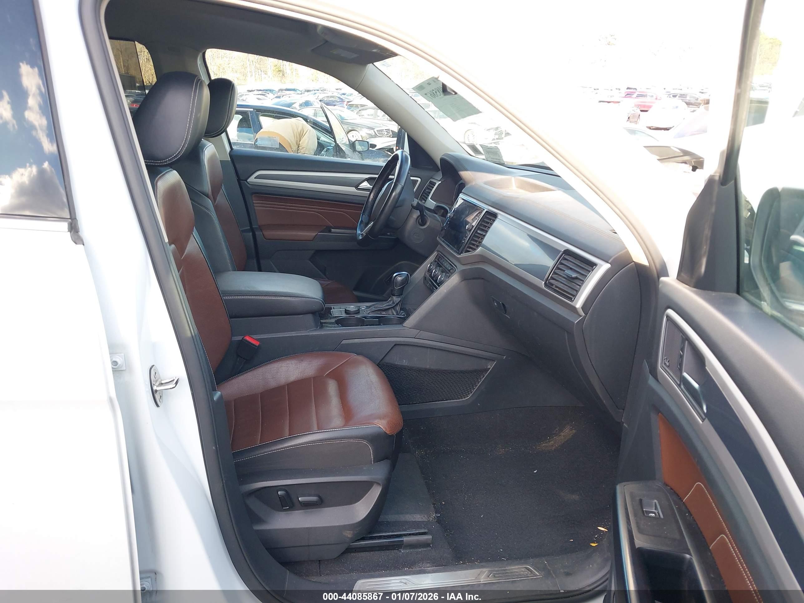 VOLKSWAGEN ATLAS image 5