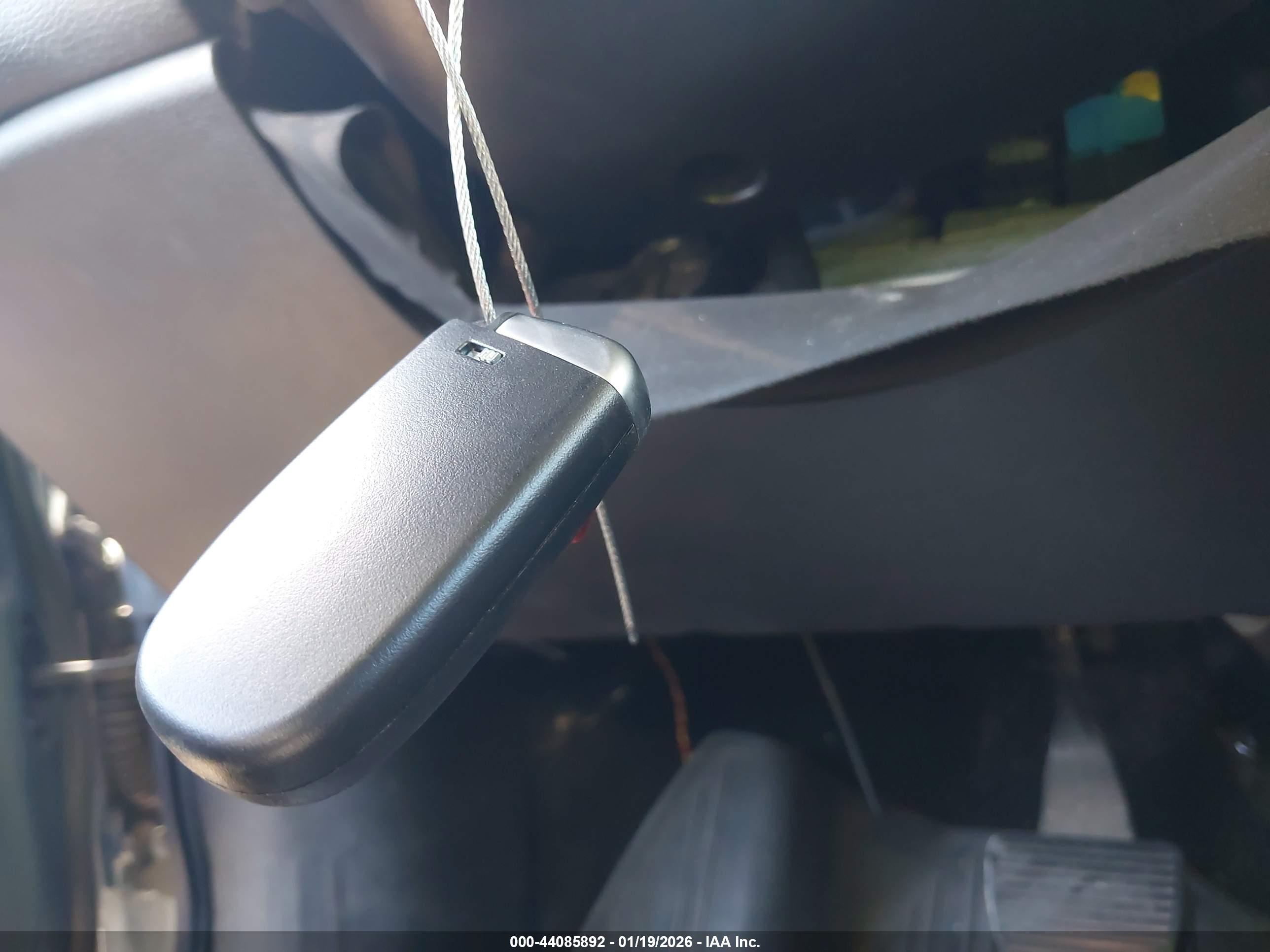 JEEP RENEGADE image 11