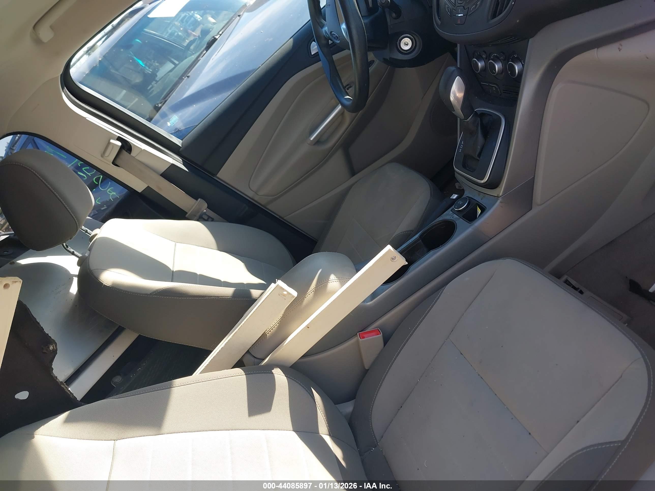 FORD ESCAPE image 5