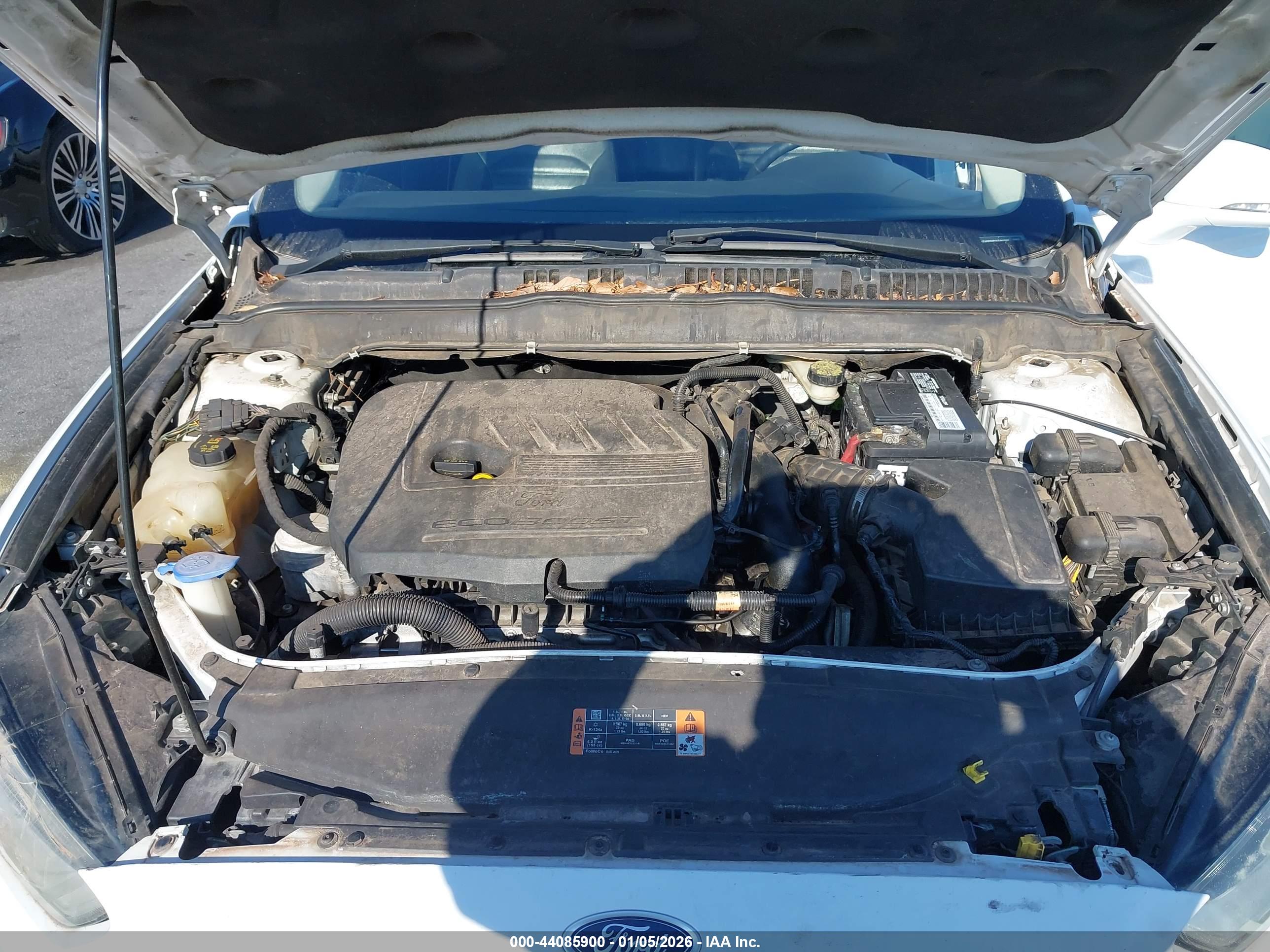 FORD FUSION image 10