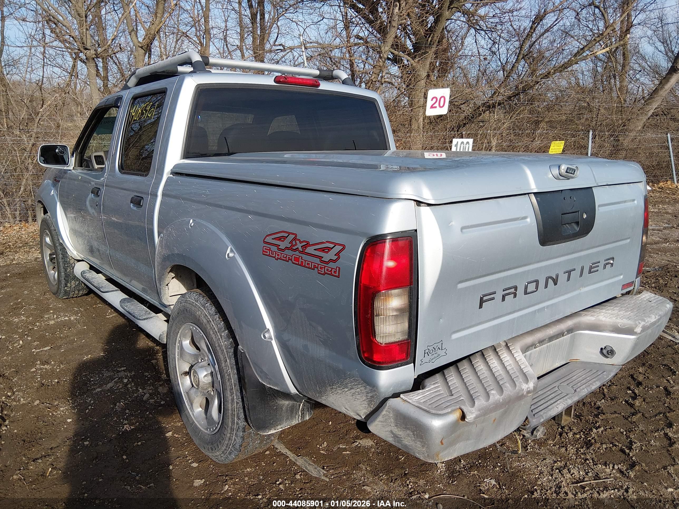 NISSAN FRONTIER image 3