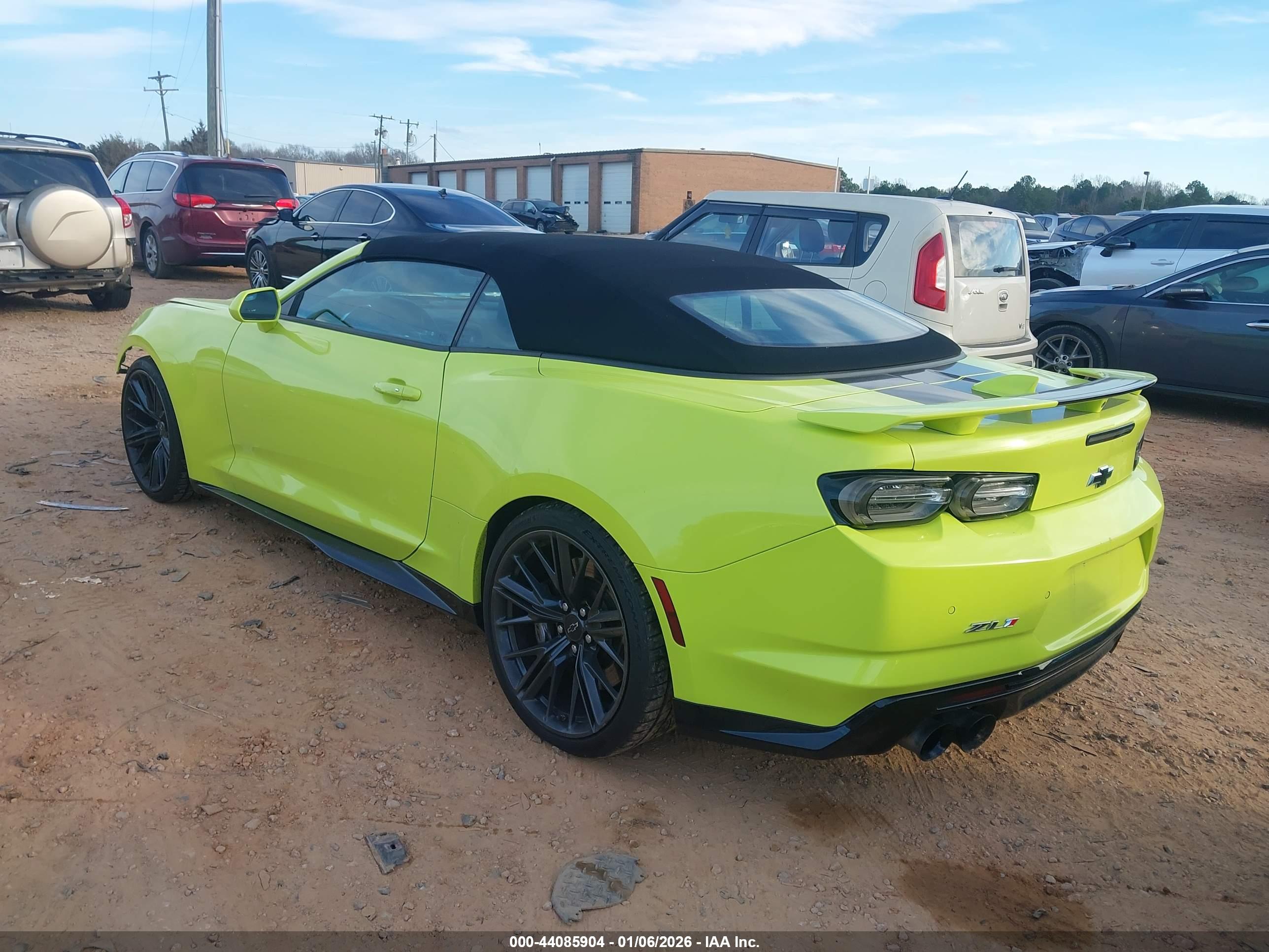 CHEVROLET CAMARO image 3