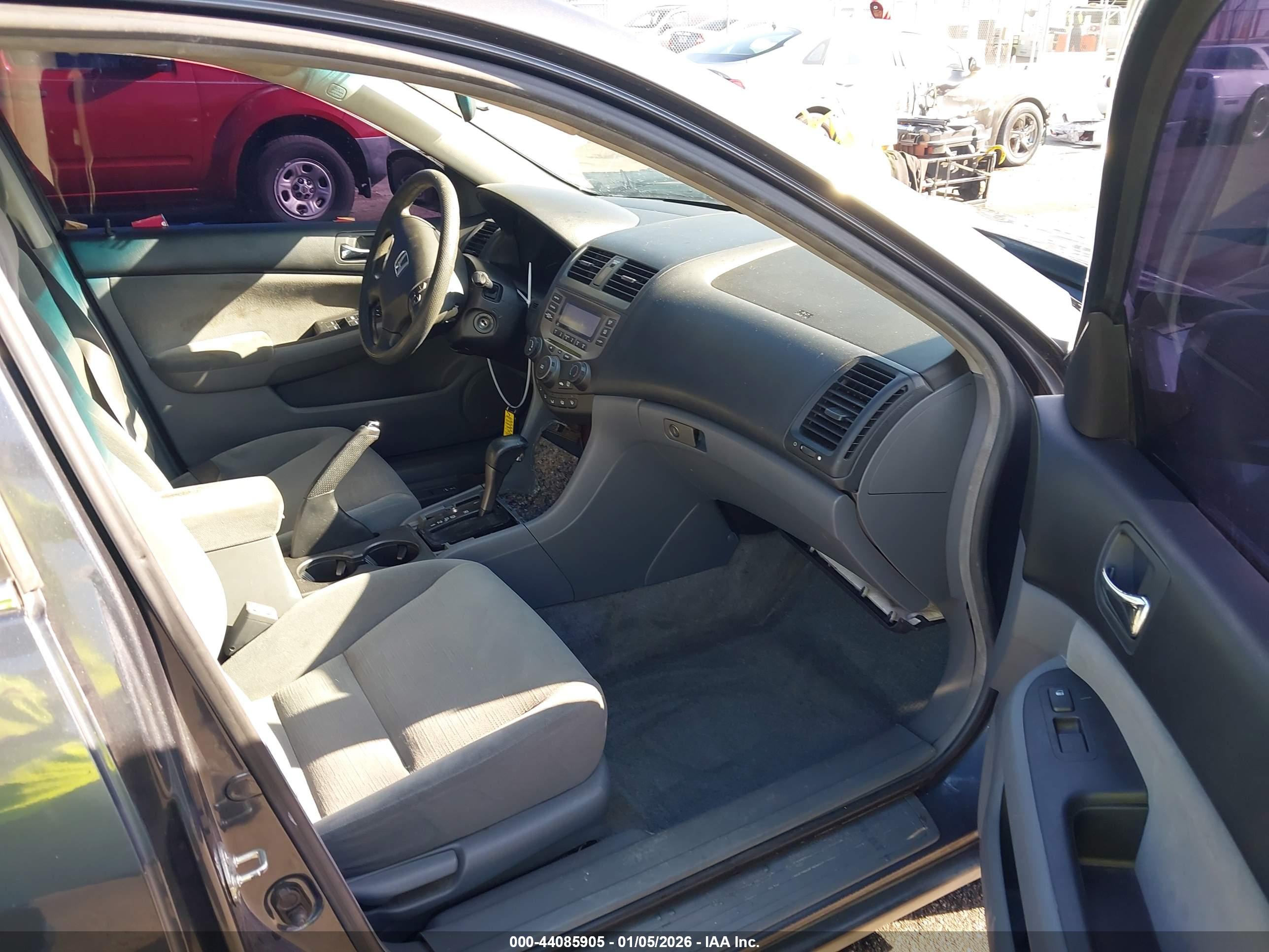 HONDA ACCORD image 5