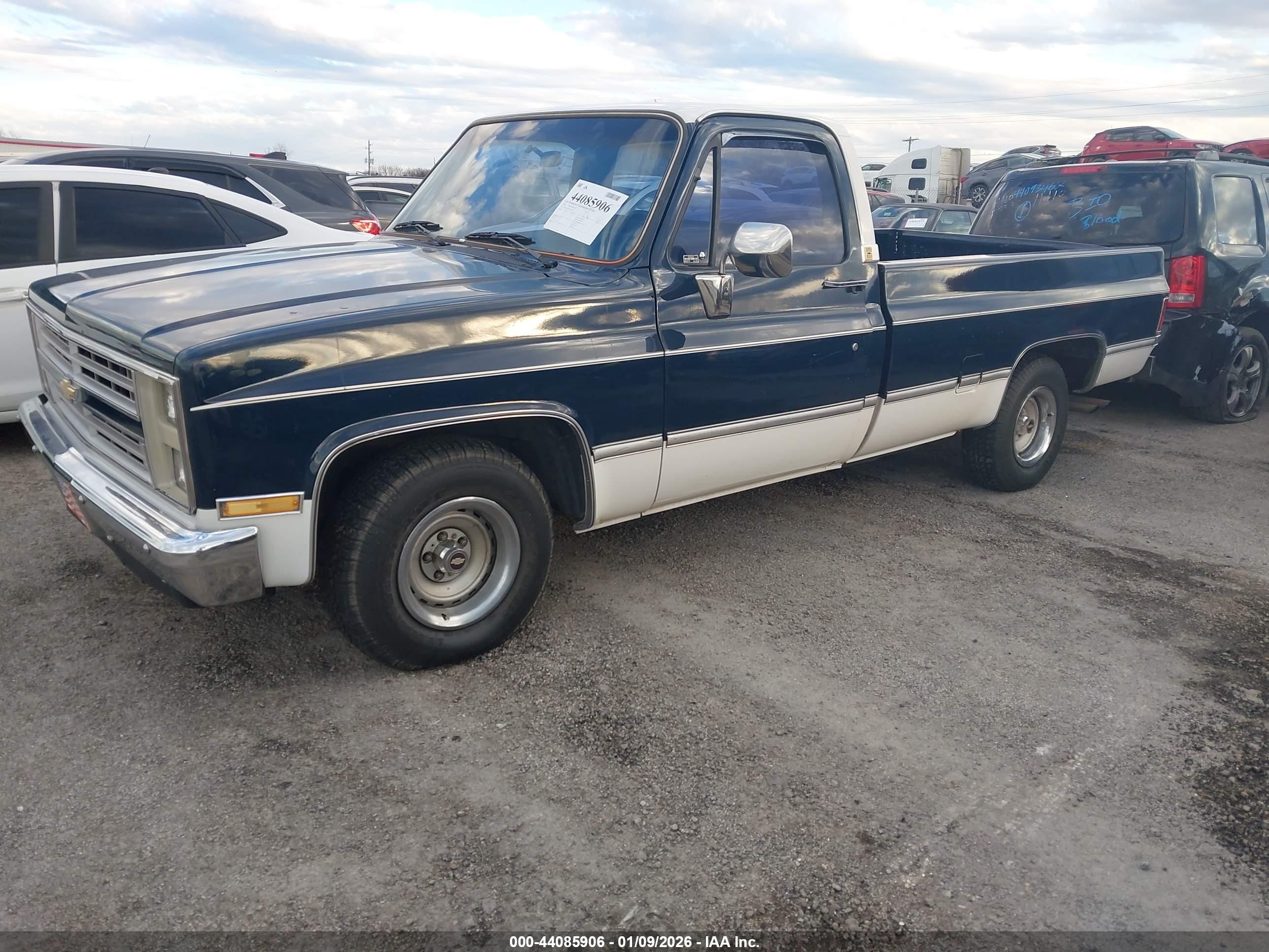 CHEVROLET C10 image 2