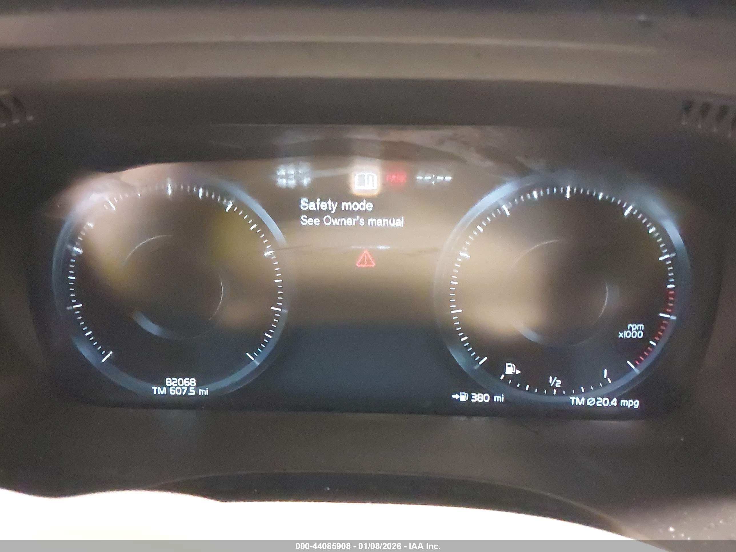 VOLVO XC60 image 7