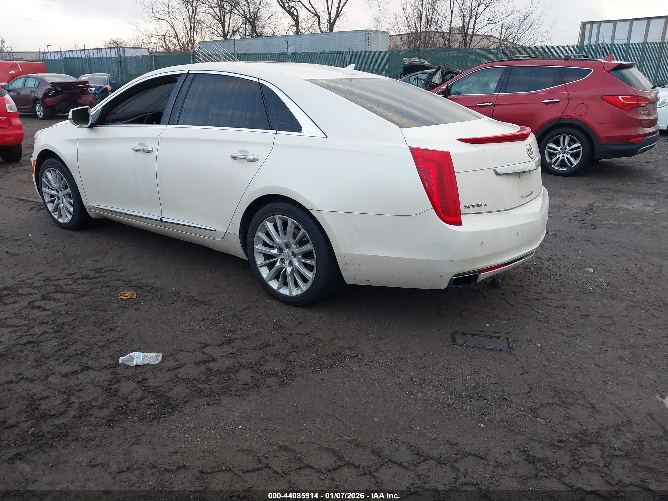 CADILLAC XTS image 3