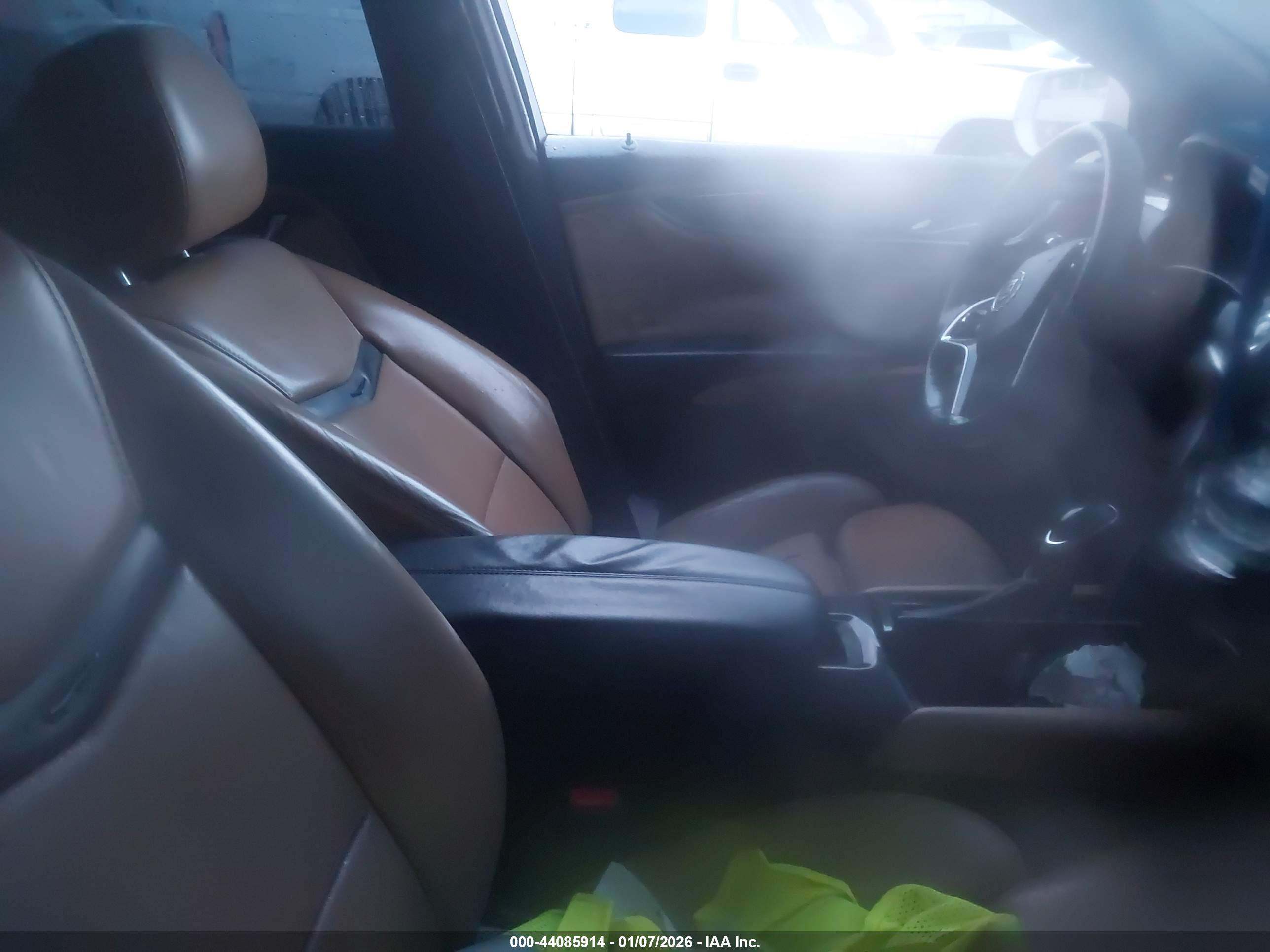 CADILLAC XTS image 5