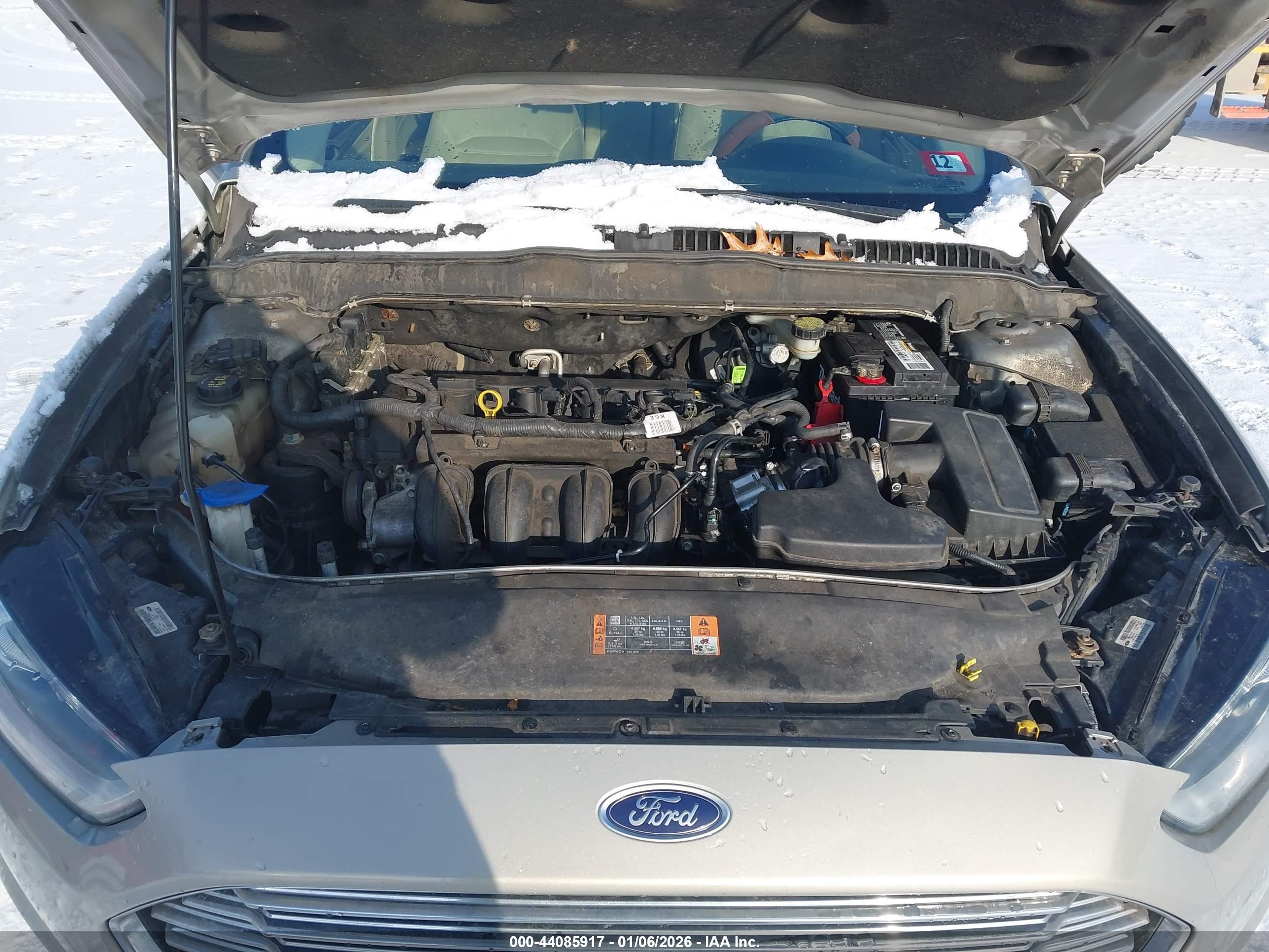 FORD FUSION image 10