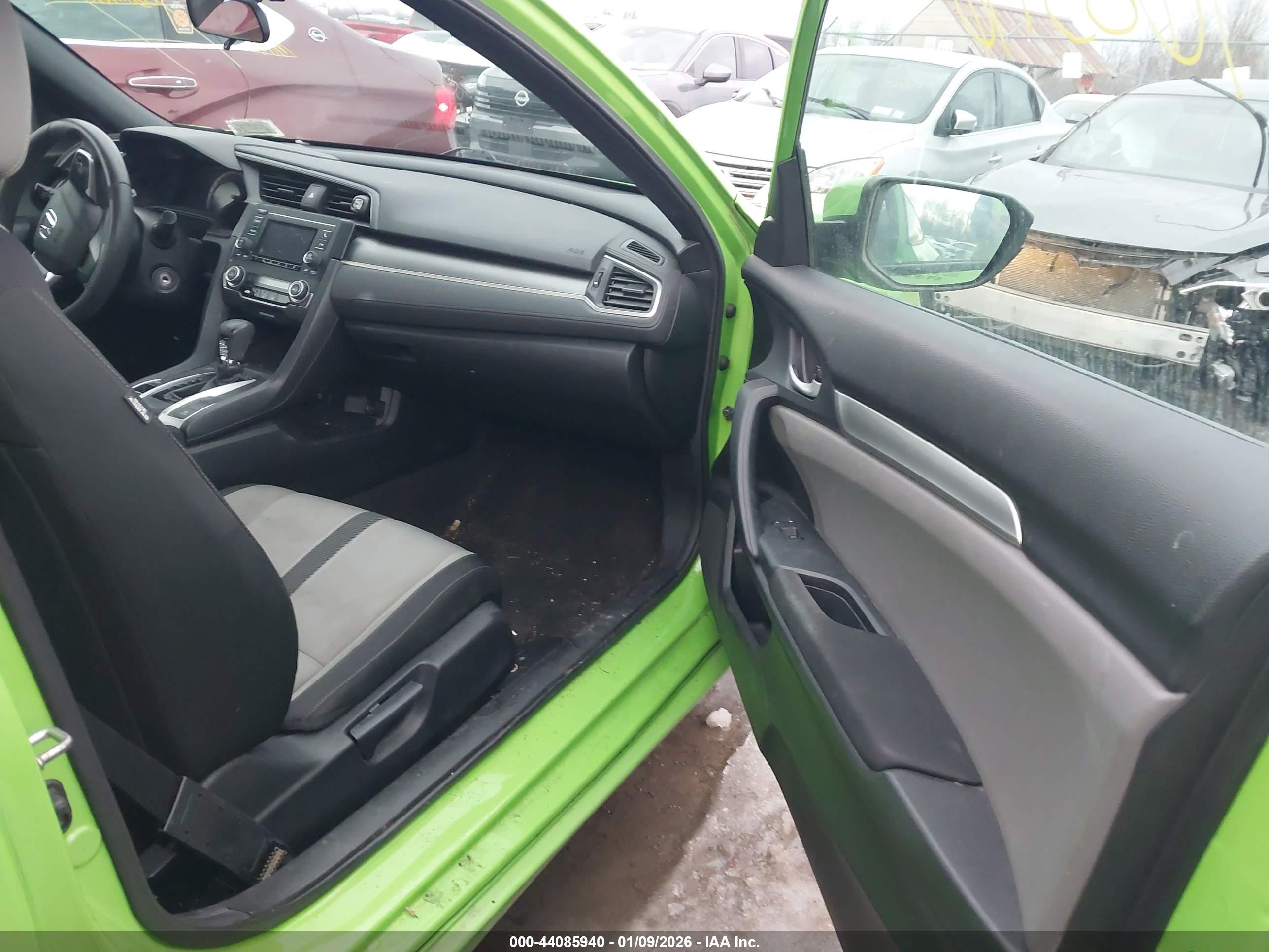 HONDA CIVIC image 5