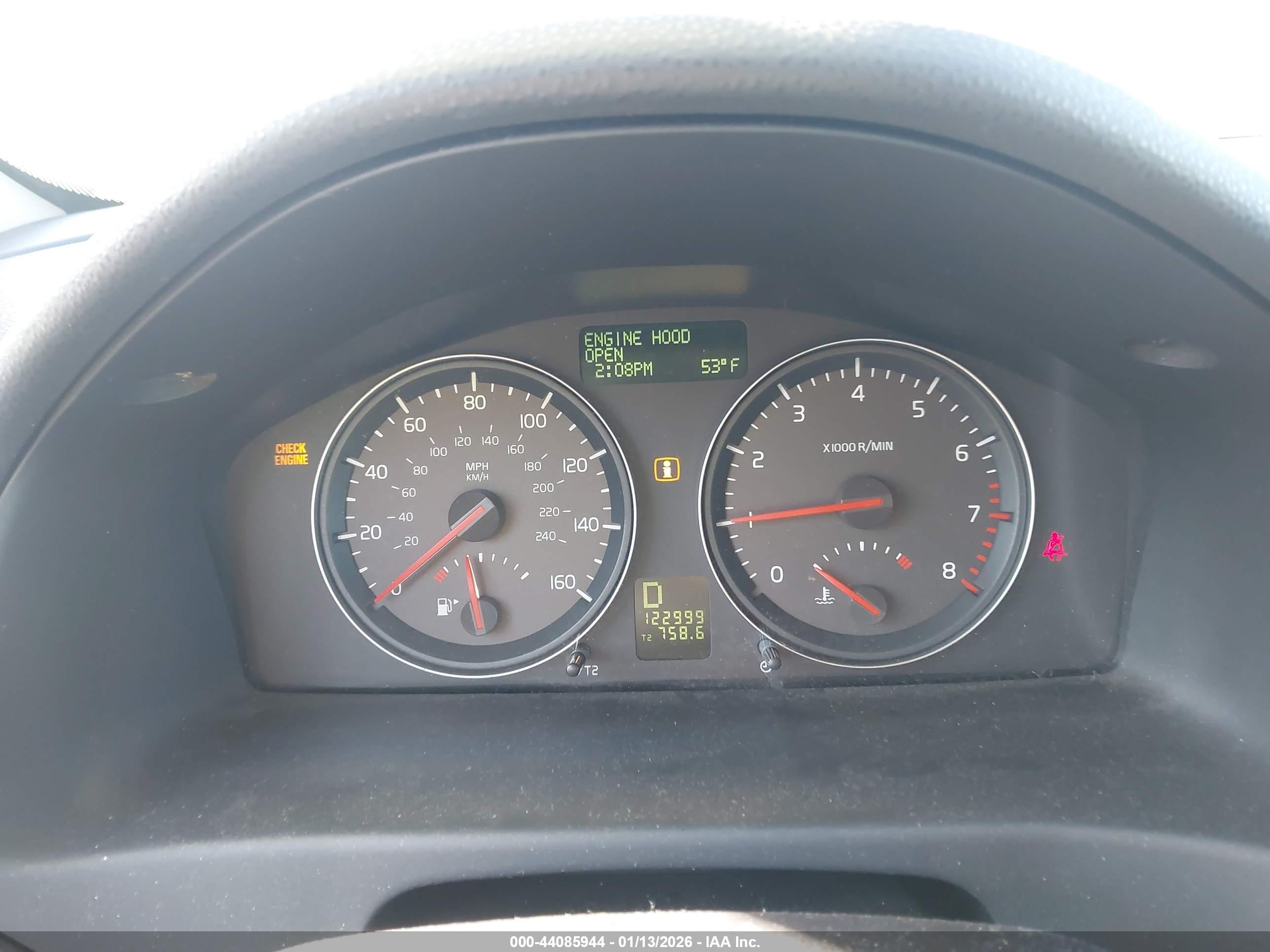 VOLVO C70 image 7