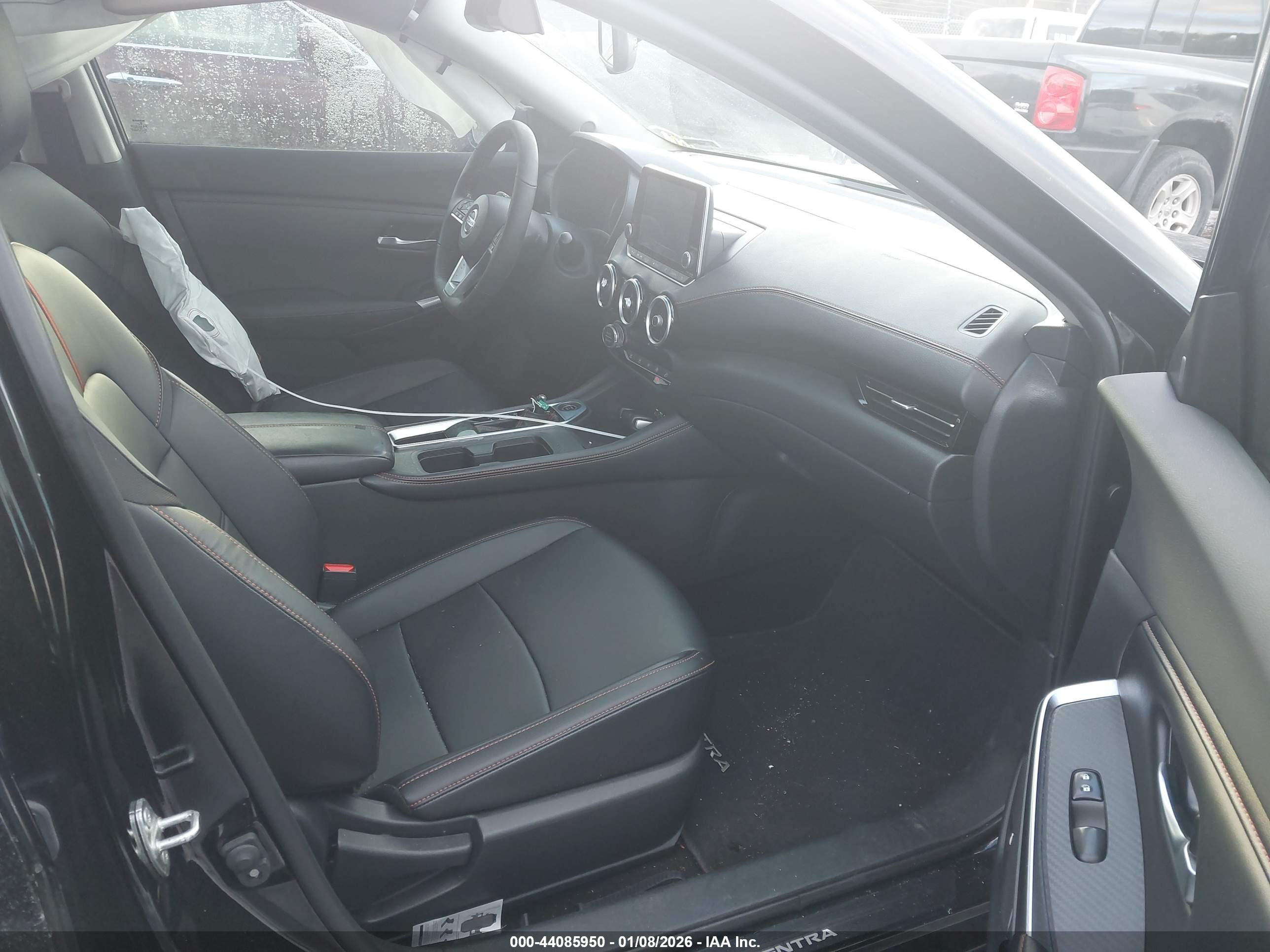 NISSAN SENTRA image 5