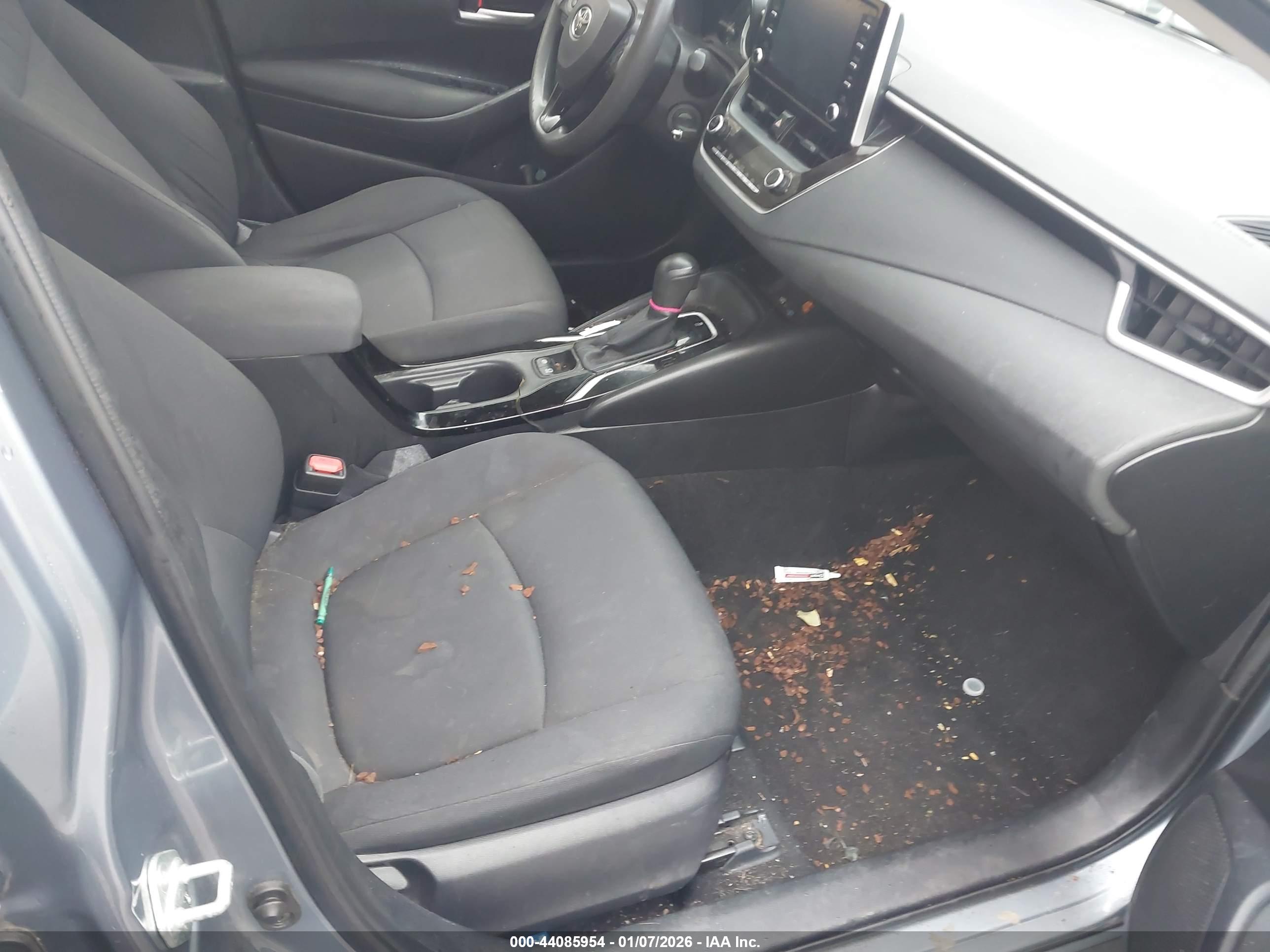 TOYOTA COROLLA image 5