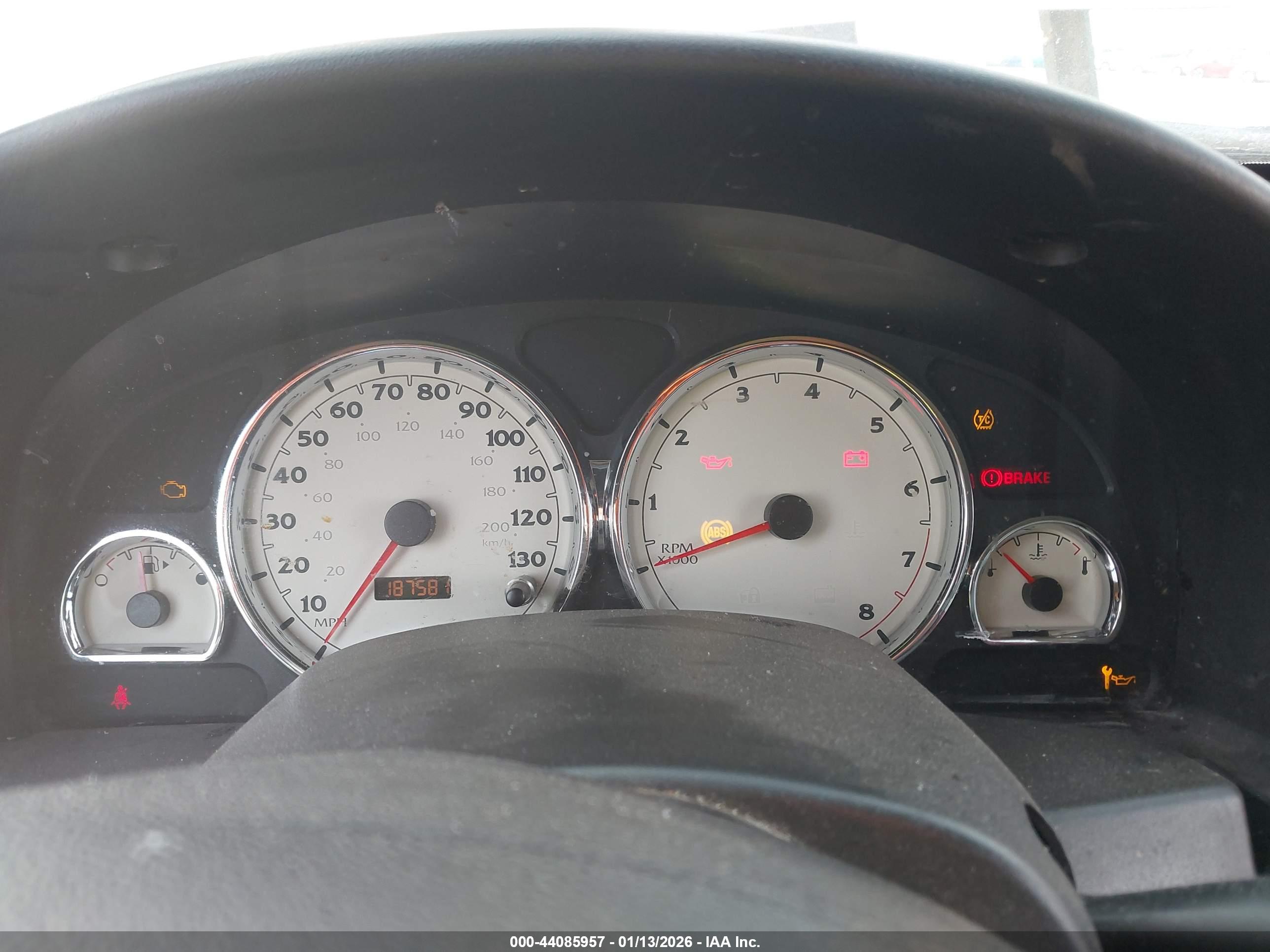 SATURN VUE image 7