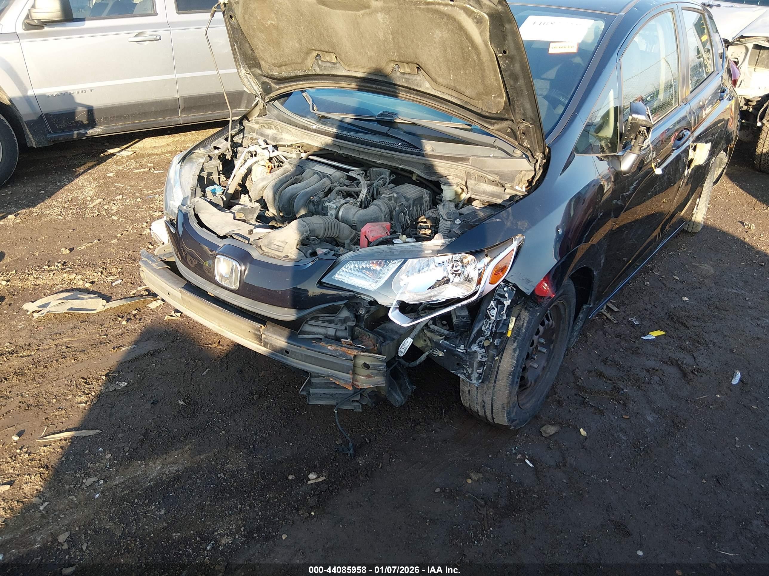HONDA FIT image 6