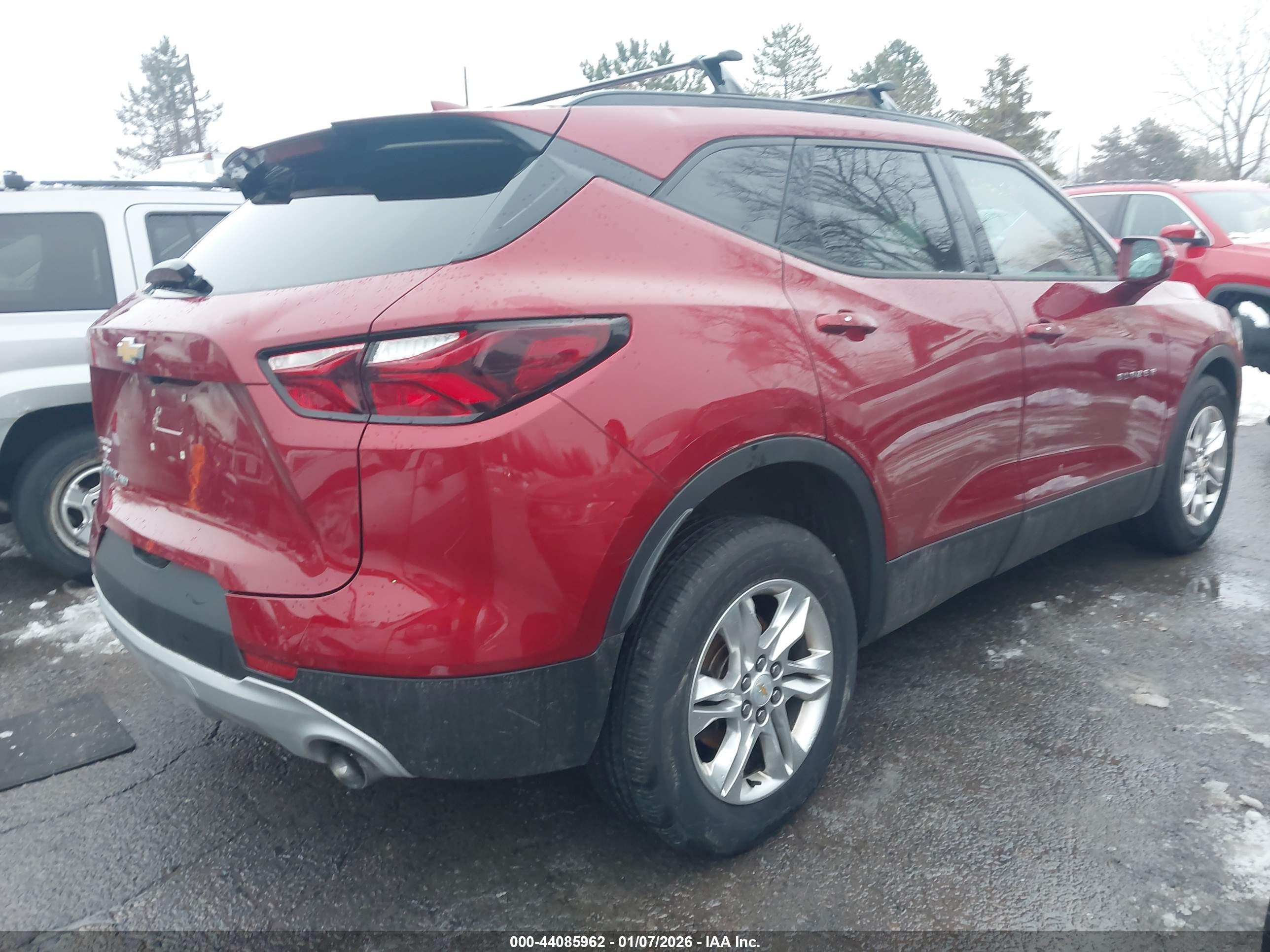CHEVROLET BLAZER image 4