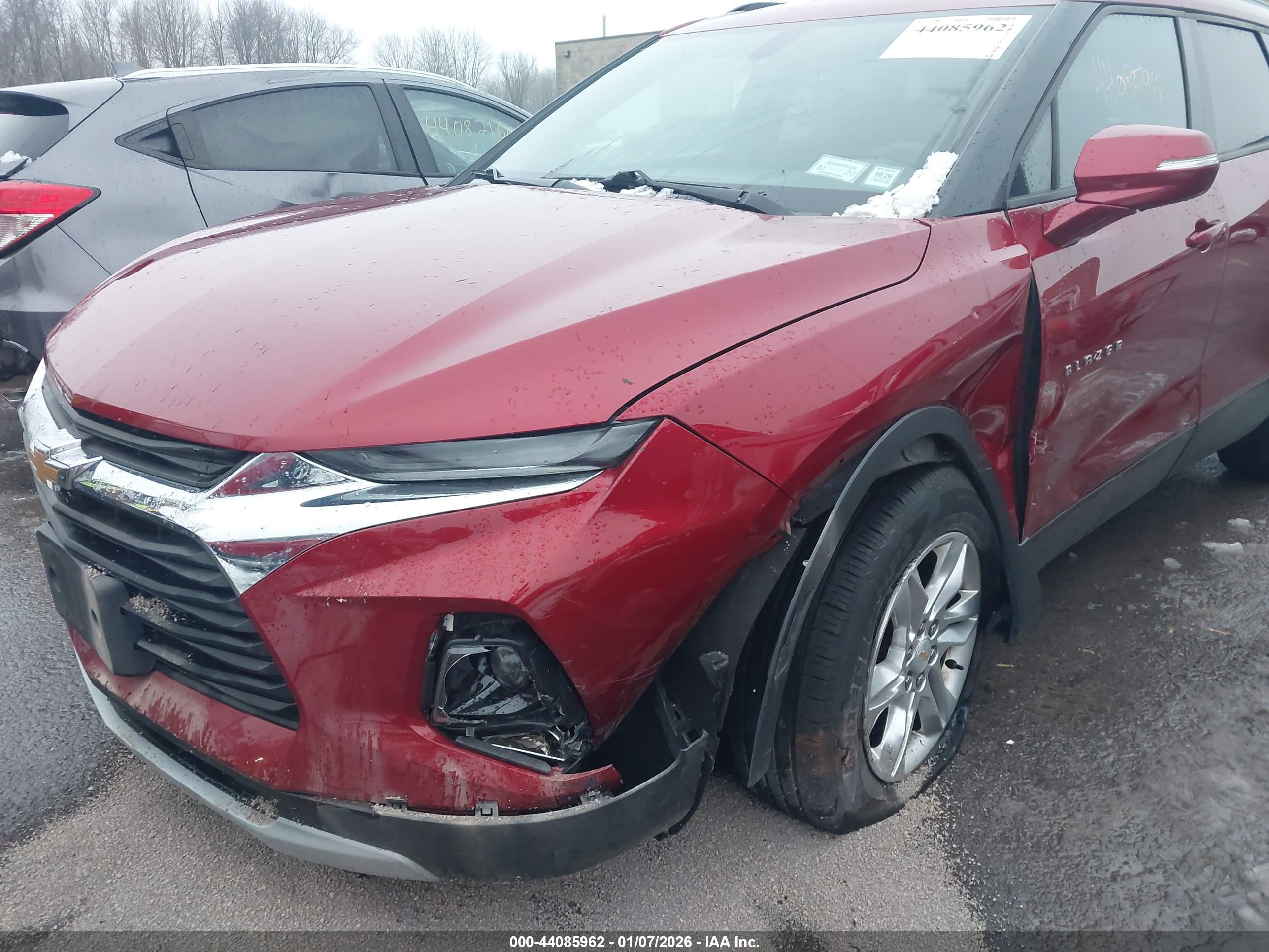 CHEVROLET BLAZER image 6