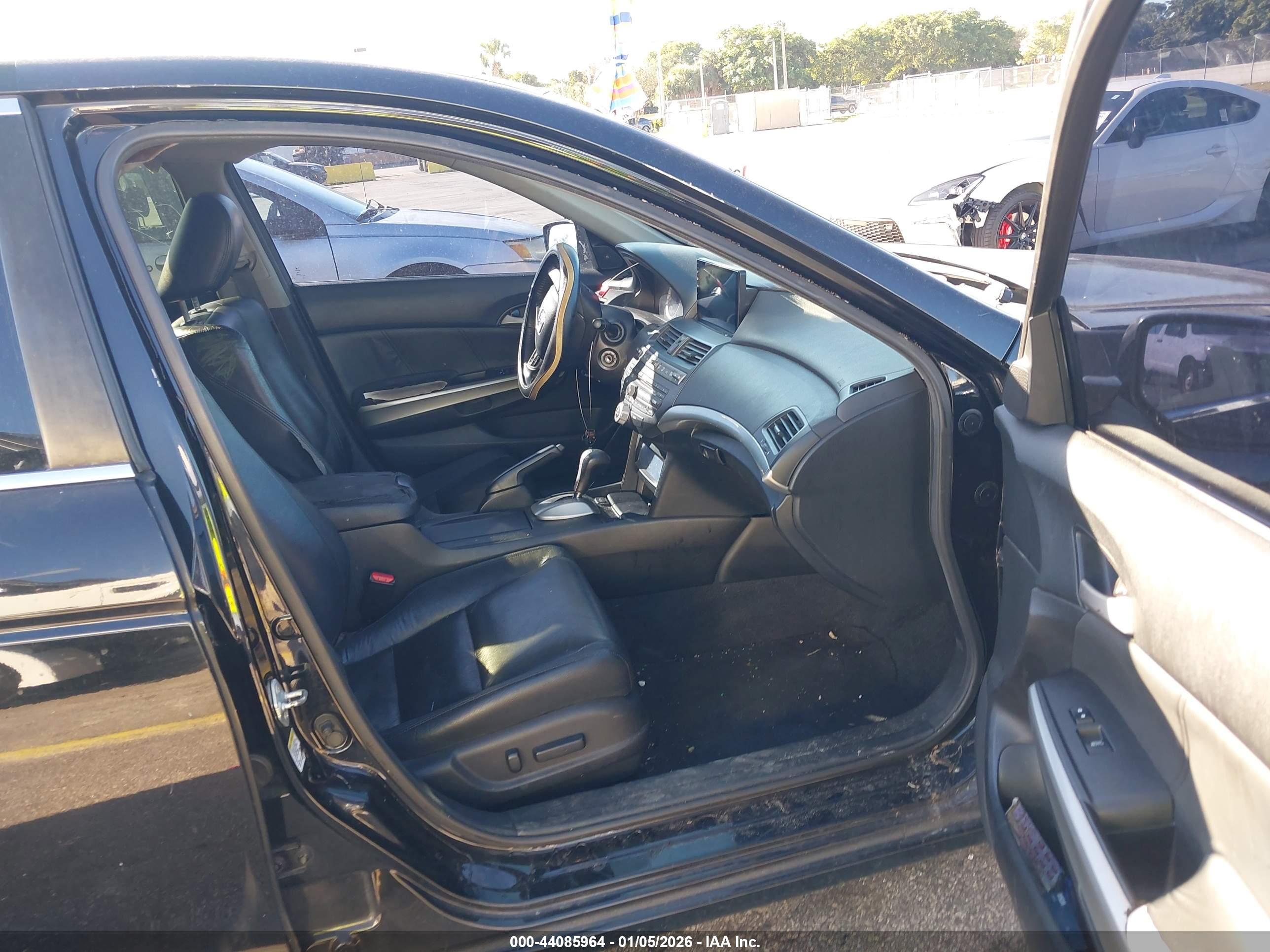 HONDA ACCORD image 5