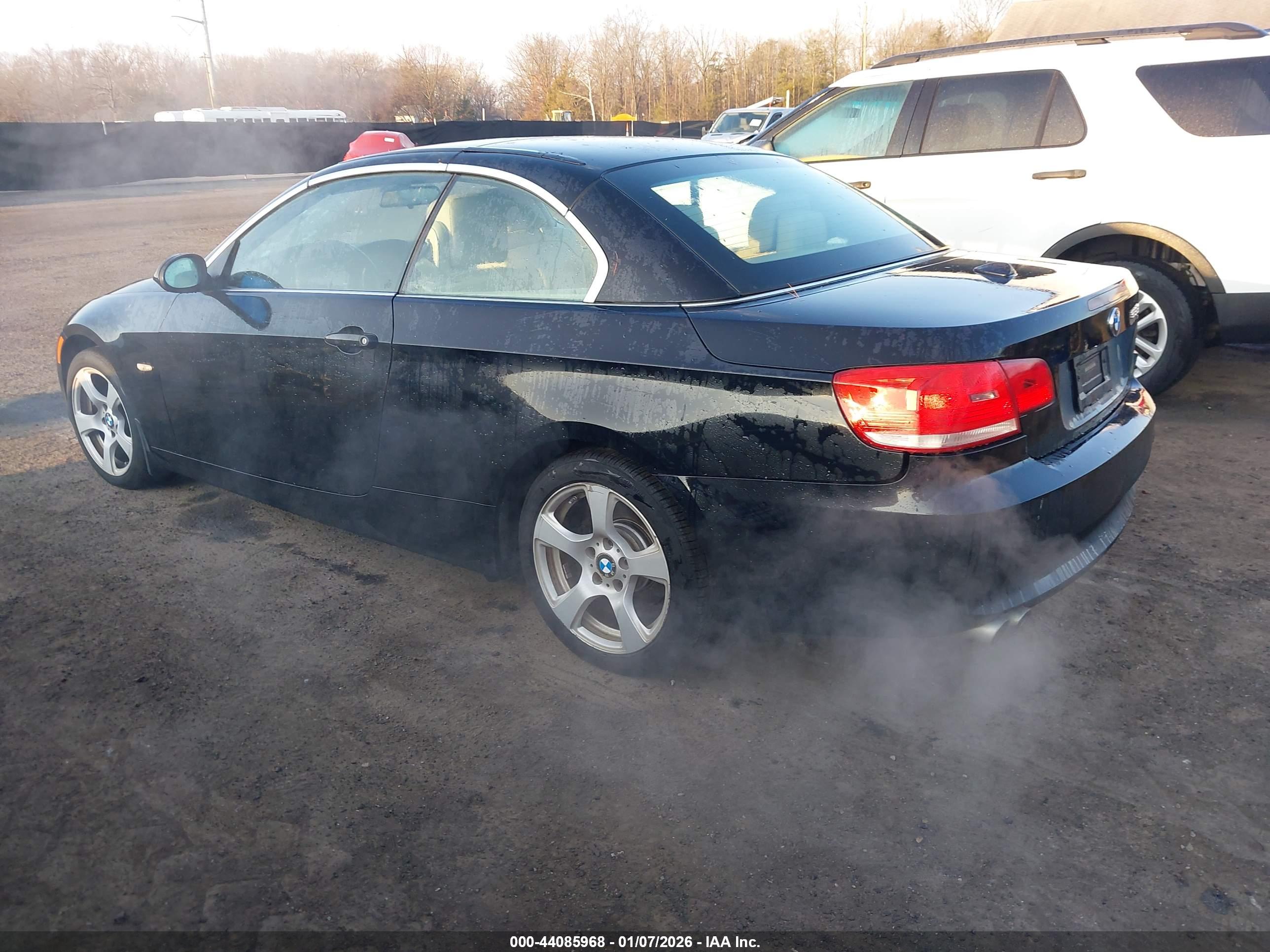 BMW 328I image 3