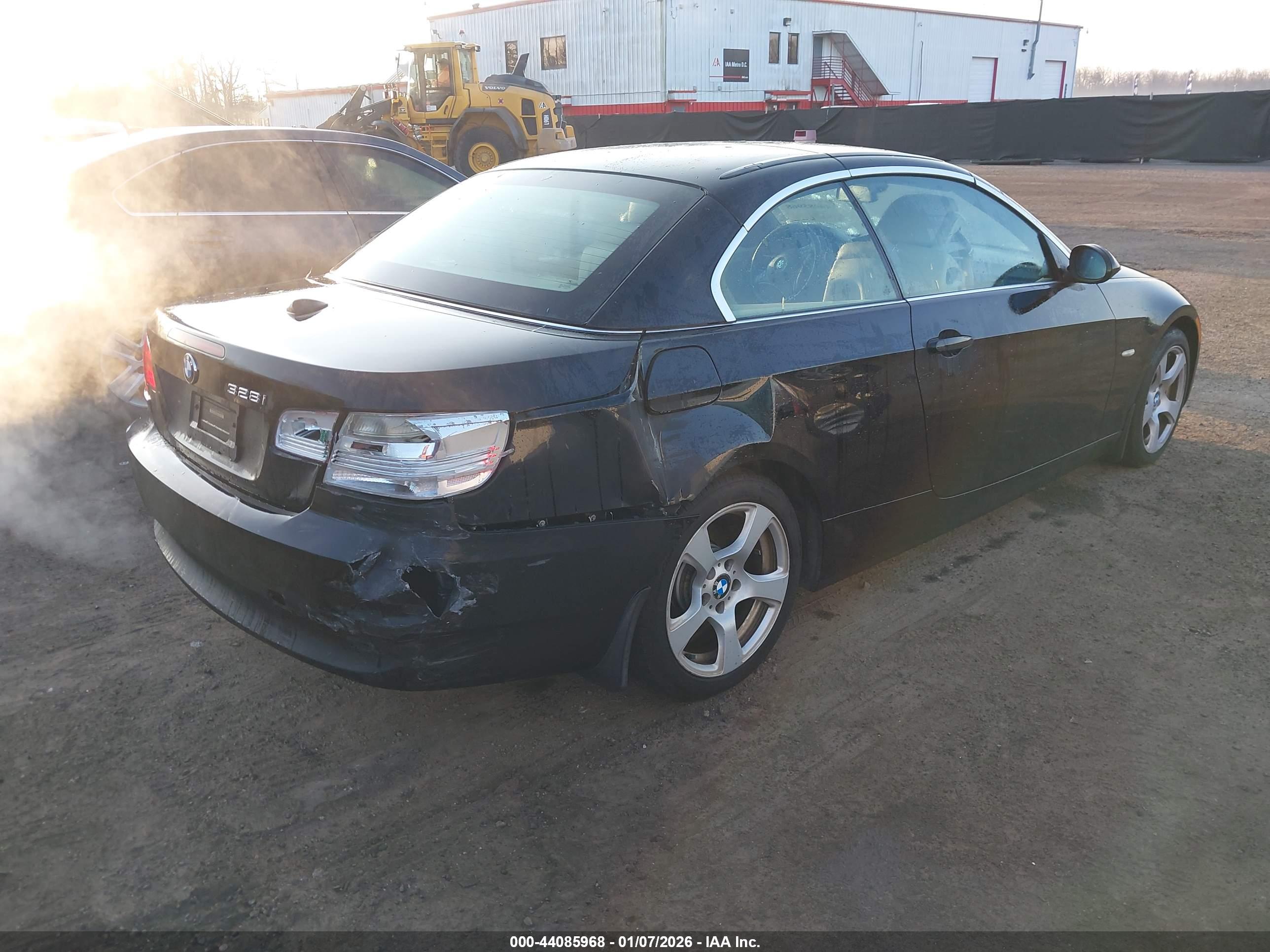 BMW 328I image 4