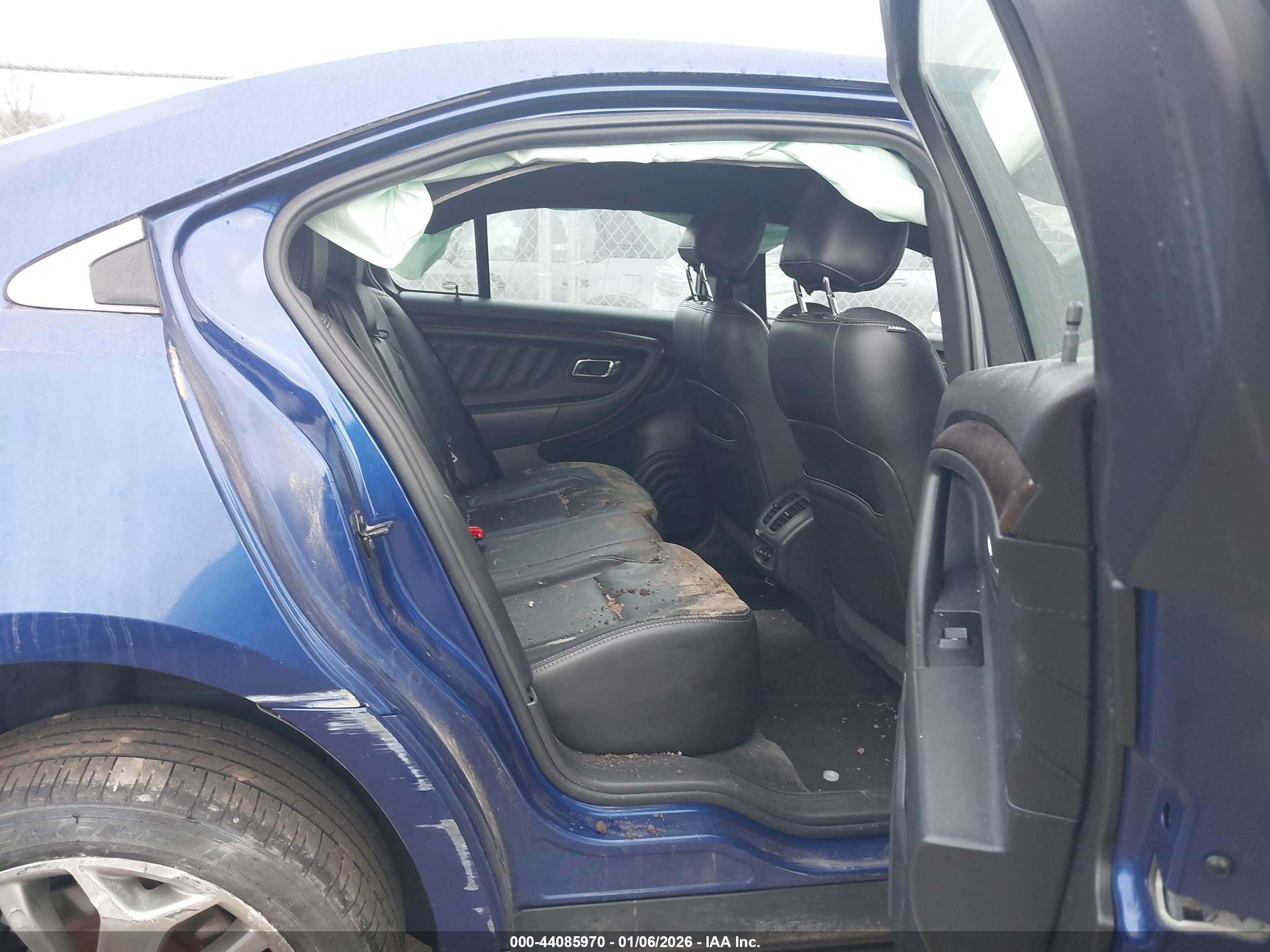 FORD TAURUS image 8