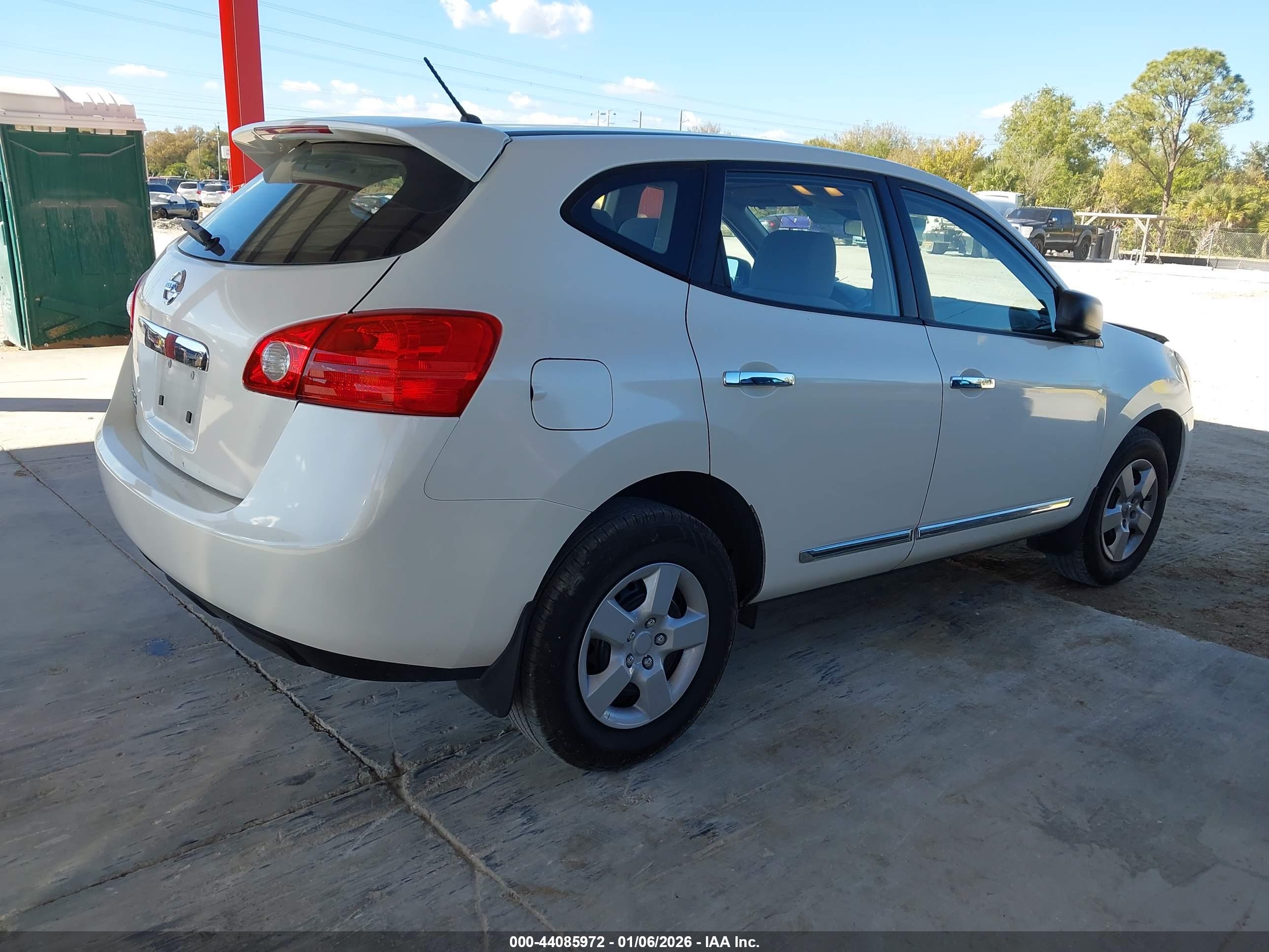 NISSAN ROGUE image 4